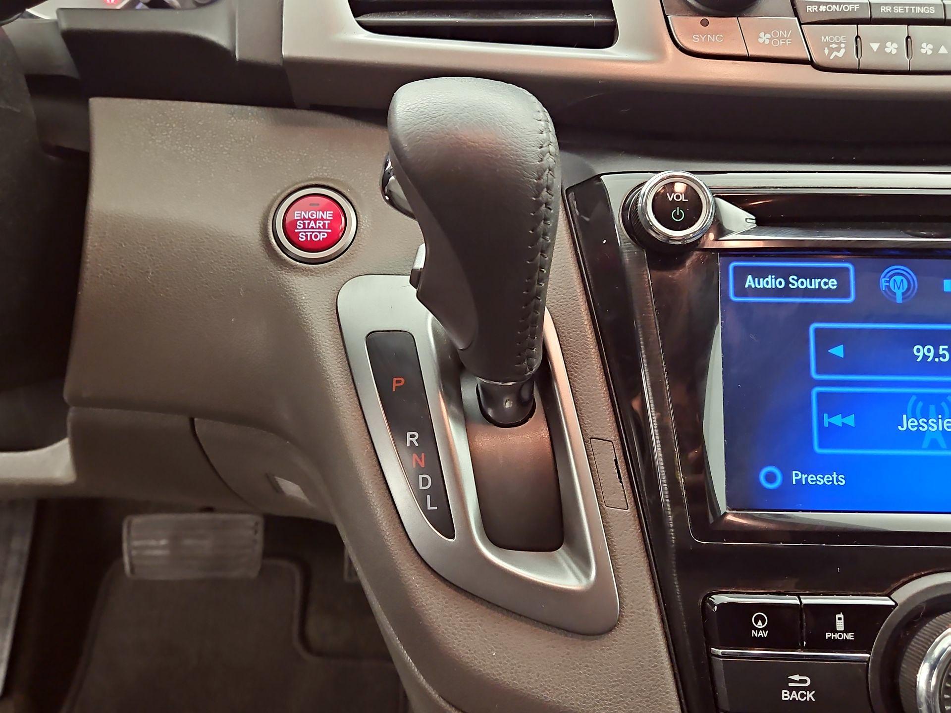 Thumbnail: 2016 Honda Odyssey - 17