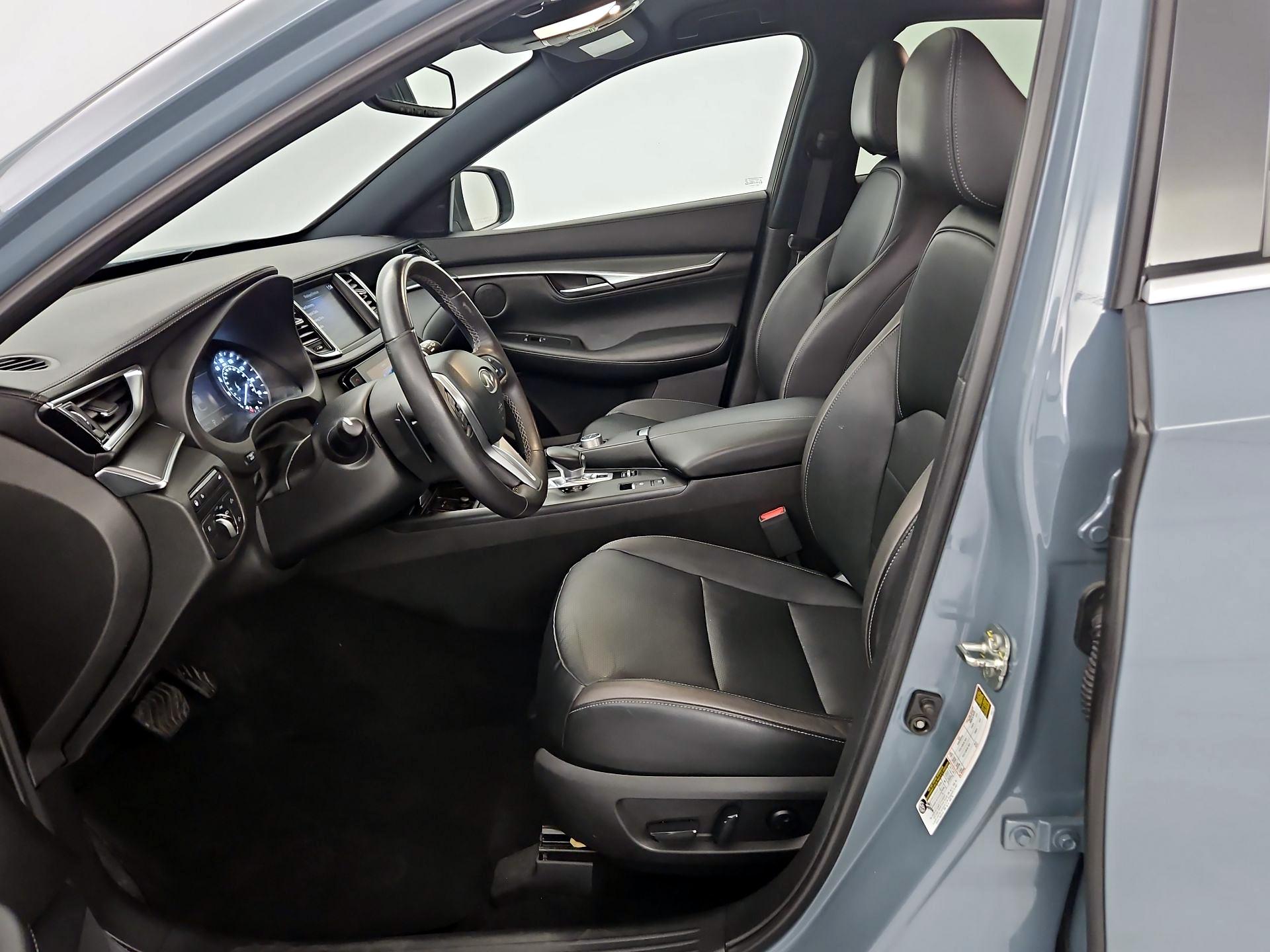 Thumbnail: 2023 INFINITI QX55 - 11