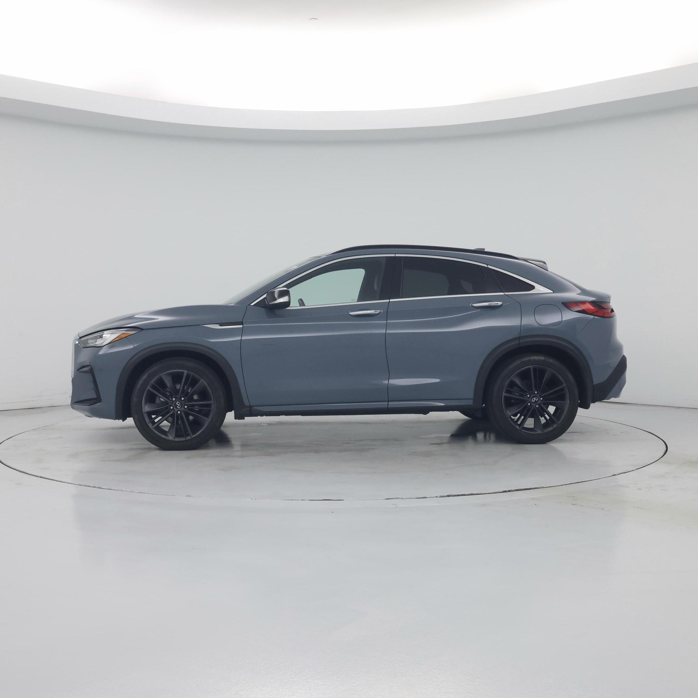 Thumbnail: 2023 INFINITI QX55 - 3
