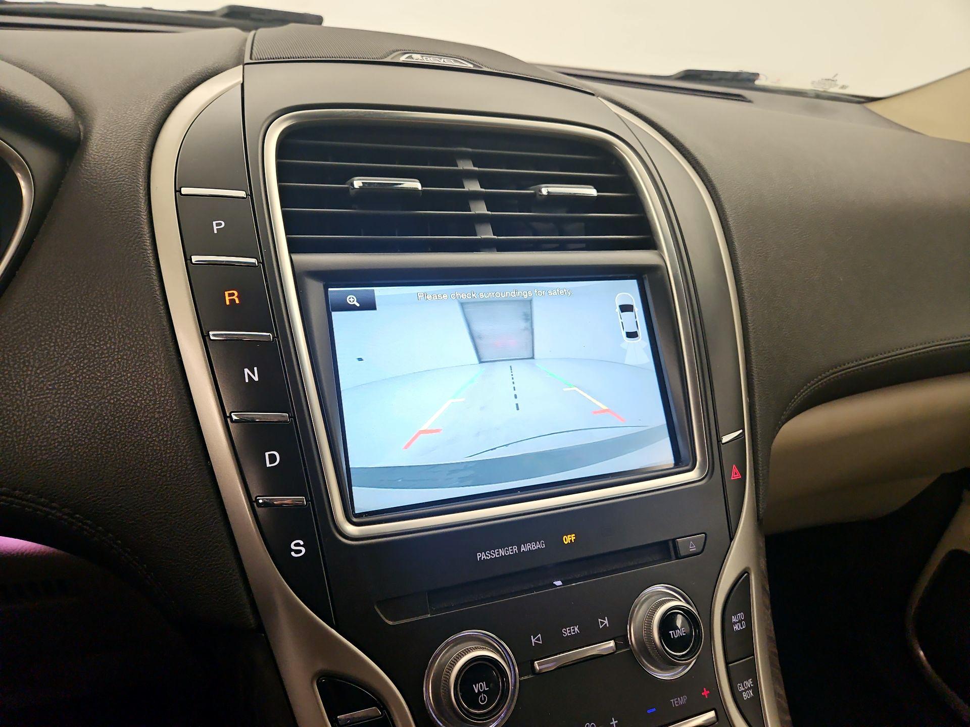 Thumbnail: 2016 Lincoln MKX - 14
