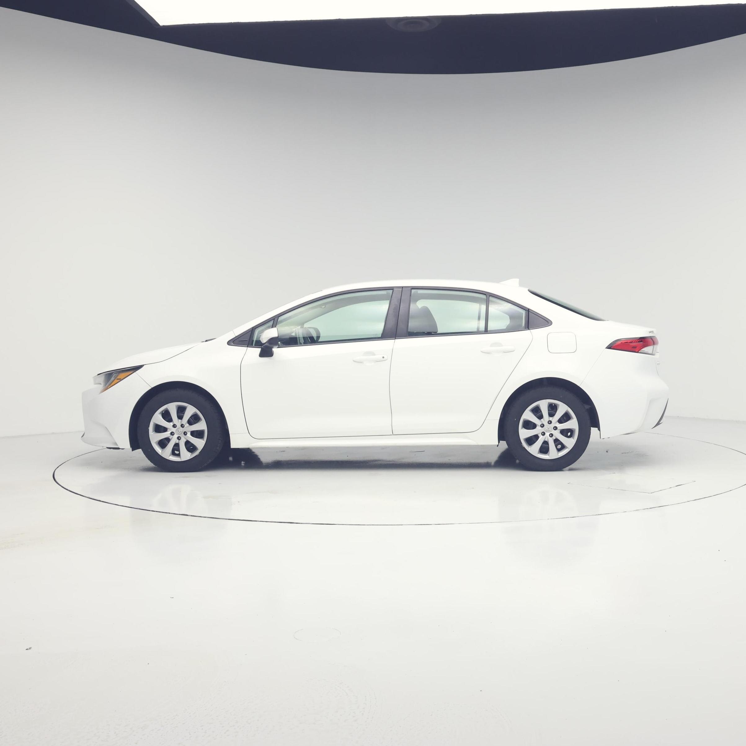 Thumbnail: 2021 Toyota Corolla - 3