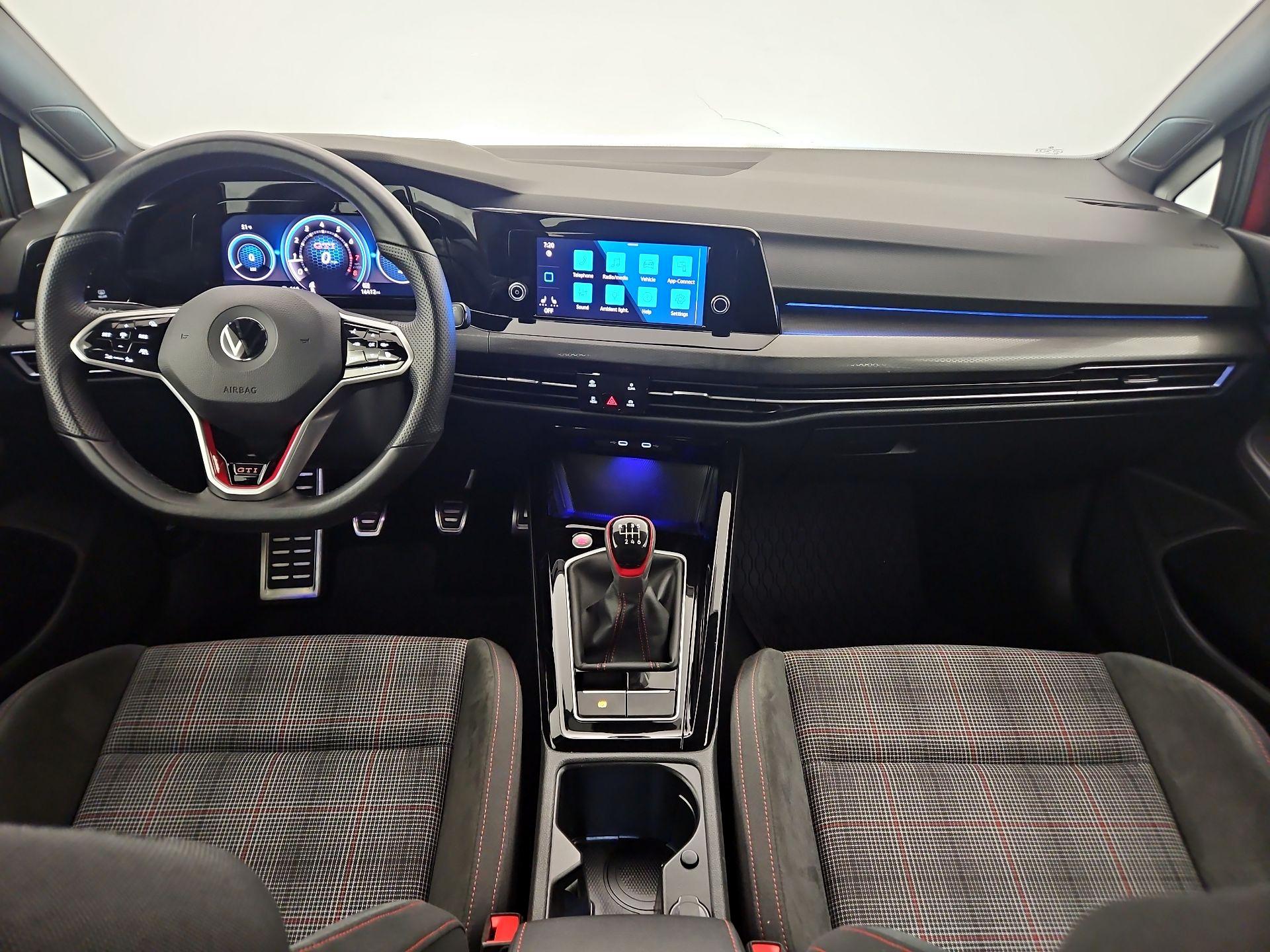 Thumbnail: 2023 Volkswagen Golf - 9