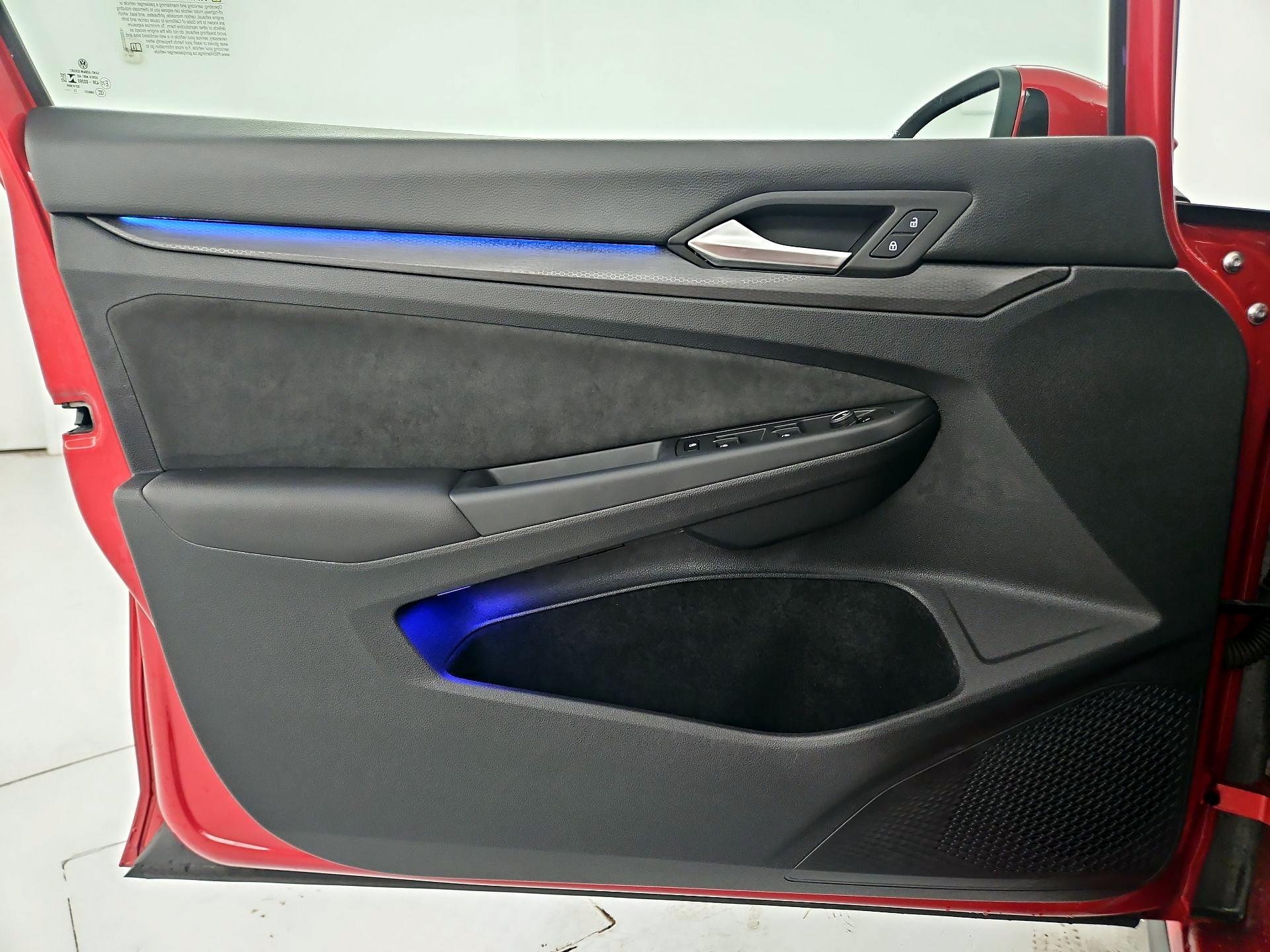 Thumbnail: 2023 Volkswagen Golf - 12