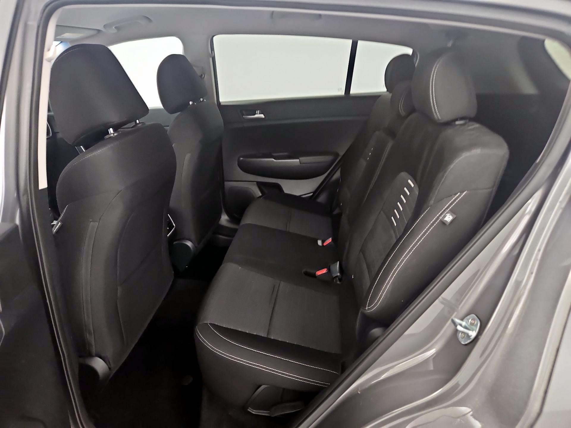 Thumbnail: 2018 Kia Sportage - 17