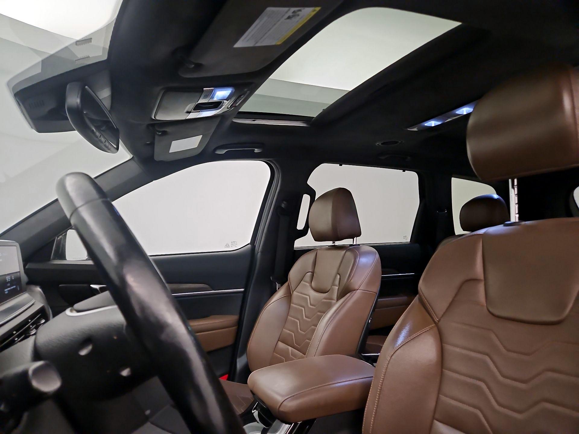 Thumbnail: 2021 Kia Telluride - 18