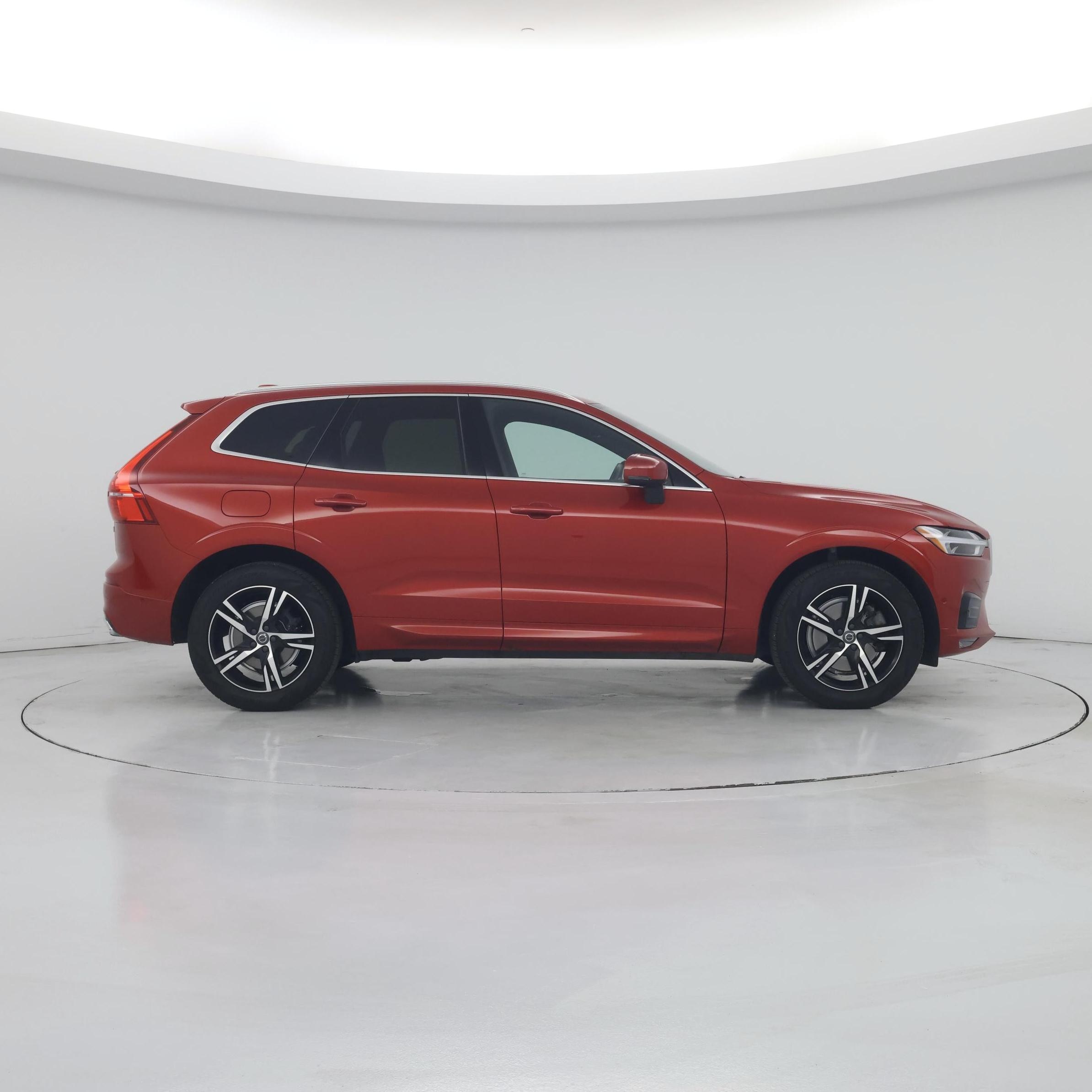 Thumbnail: 2019 Volvo XC60 - 7