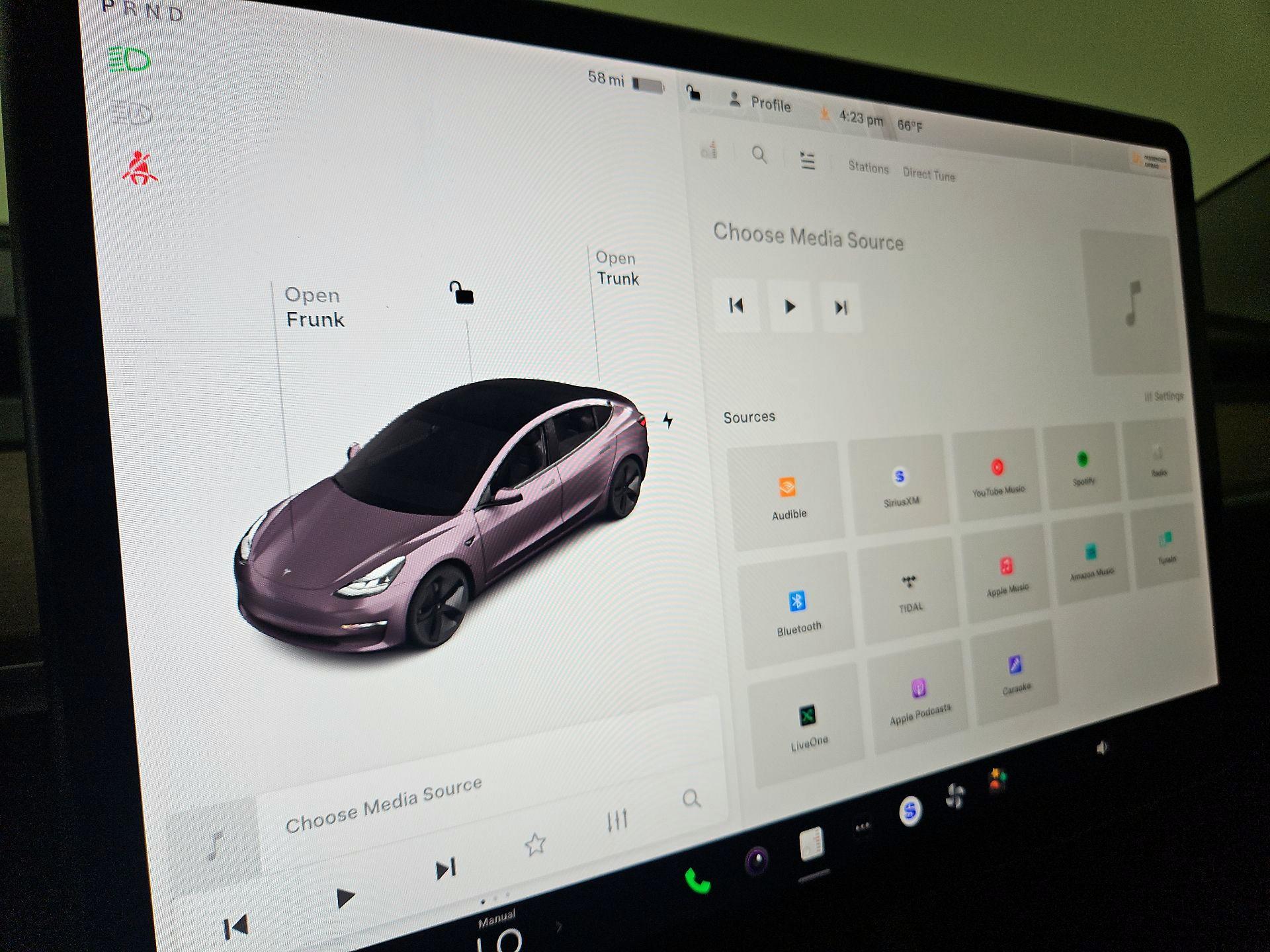 Thumbnail: 2022 Tesla Model 3 - 13