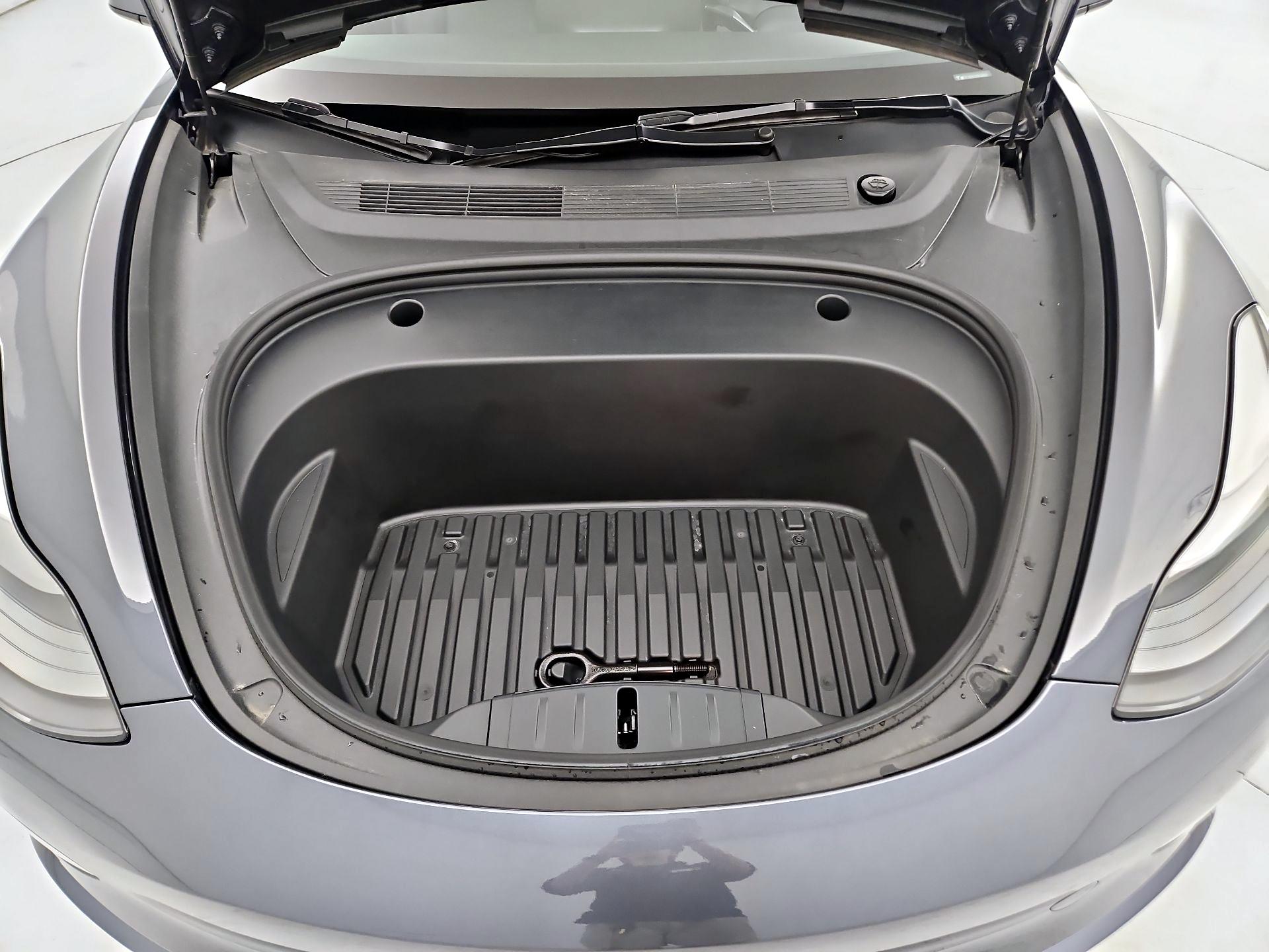 Thumbnail: 2022 Tesla Model 3 - 19
