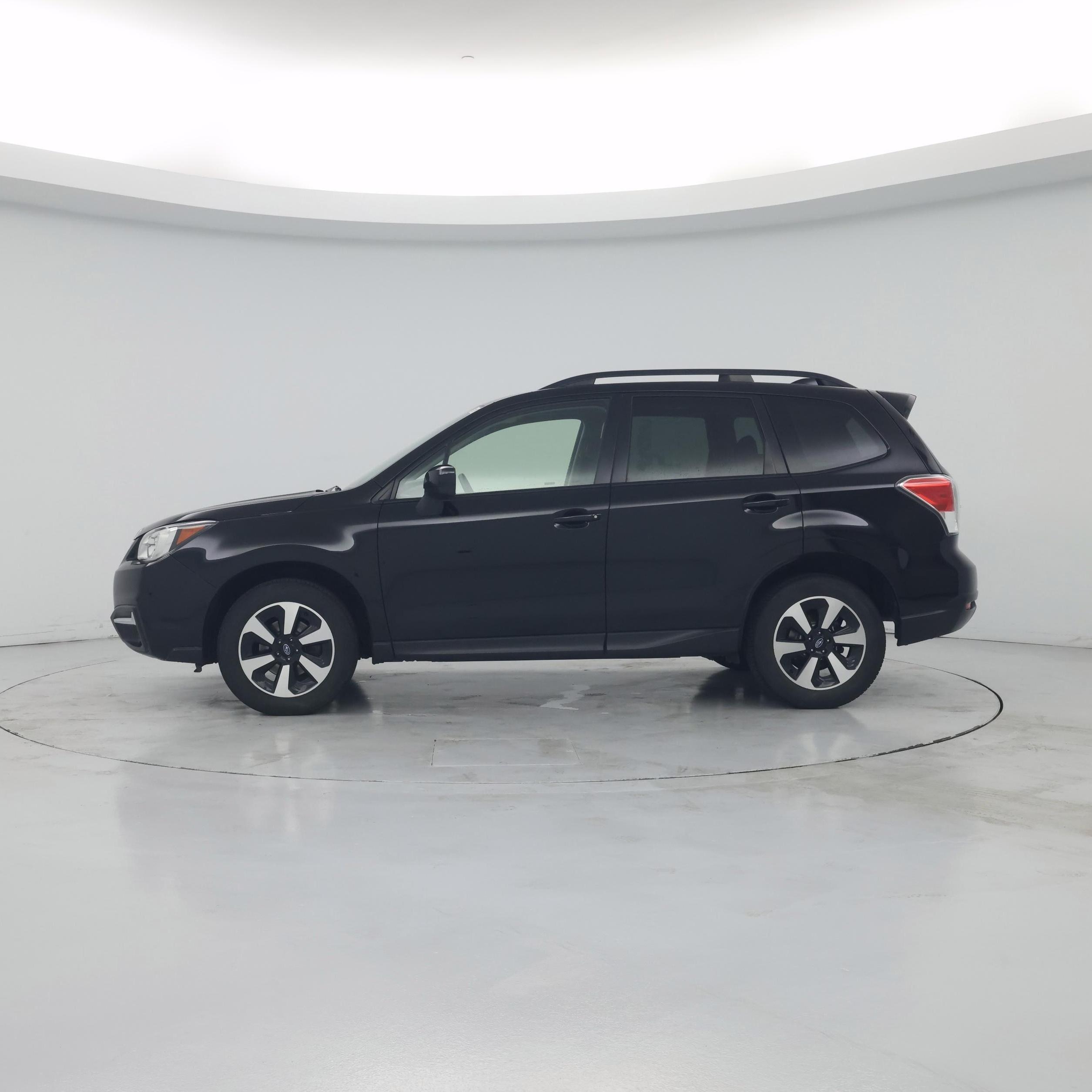 Thumbnail: 2017 Subaru Forester - 3