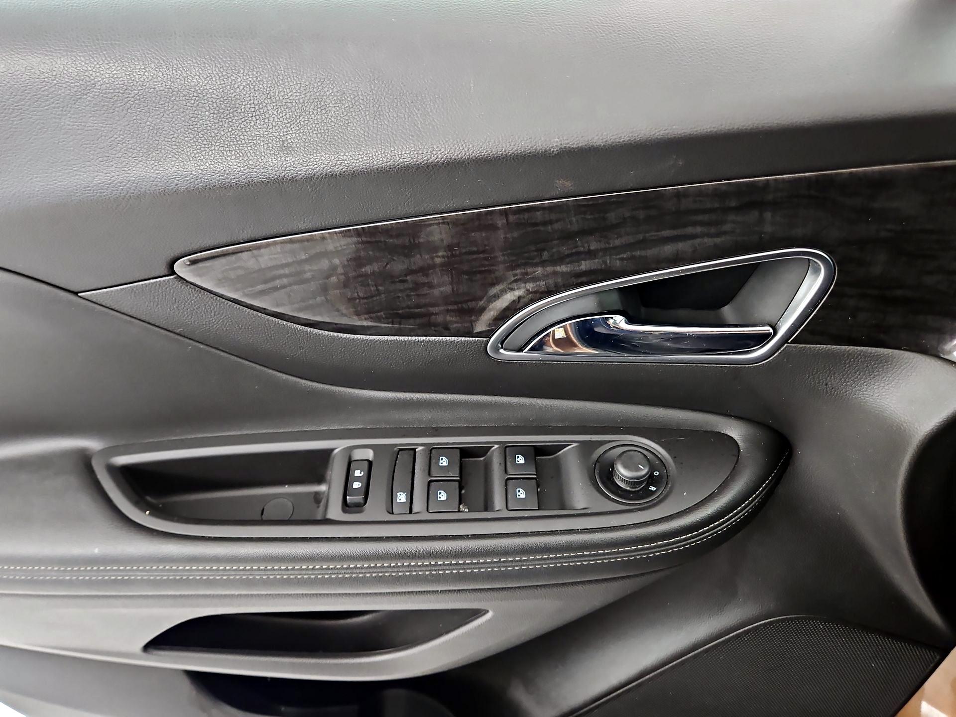 Thumbnail: 2016 Buick Encore - 10