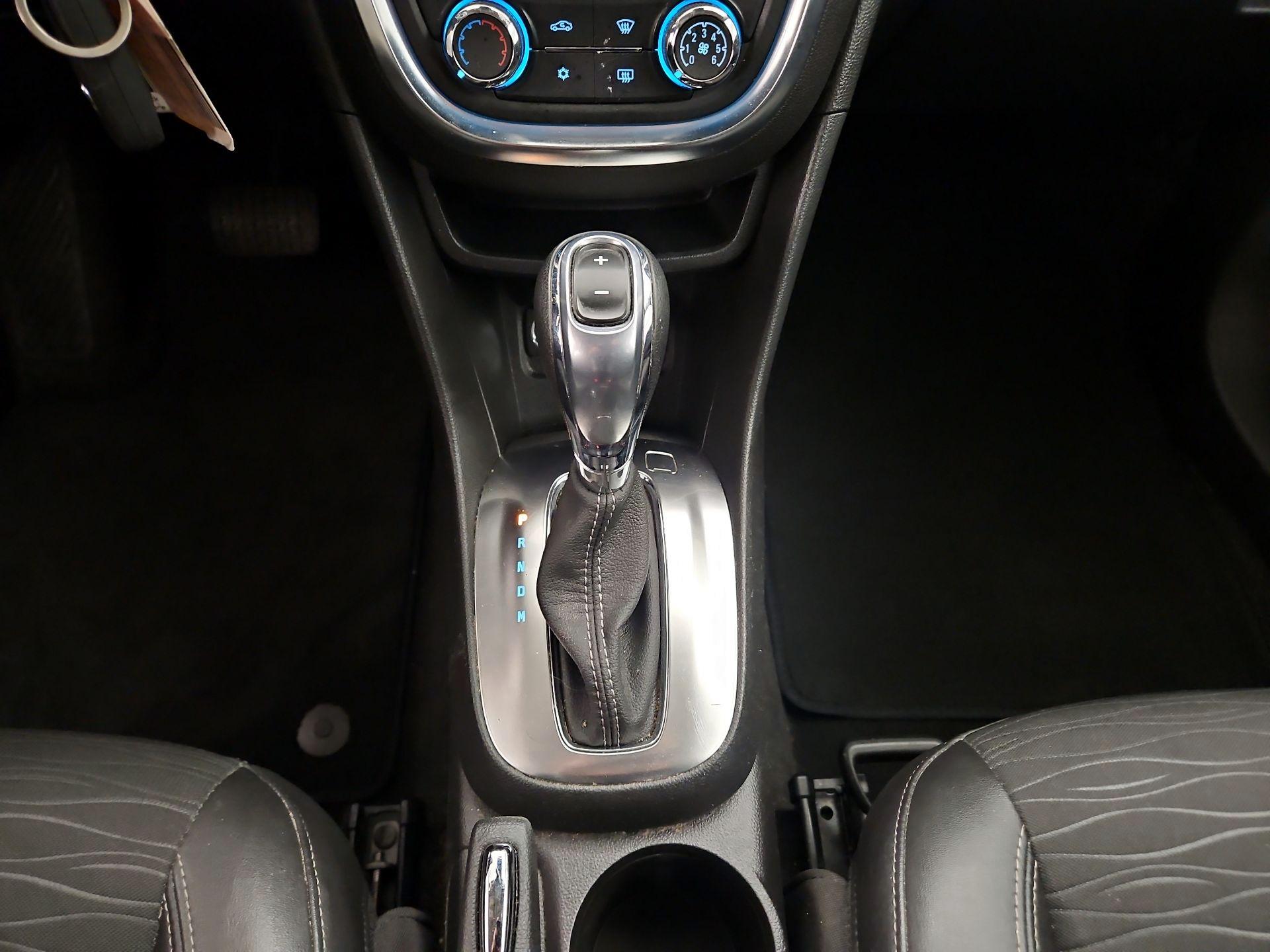 Thumbnail: 2016 Buick Encore - 15