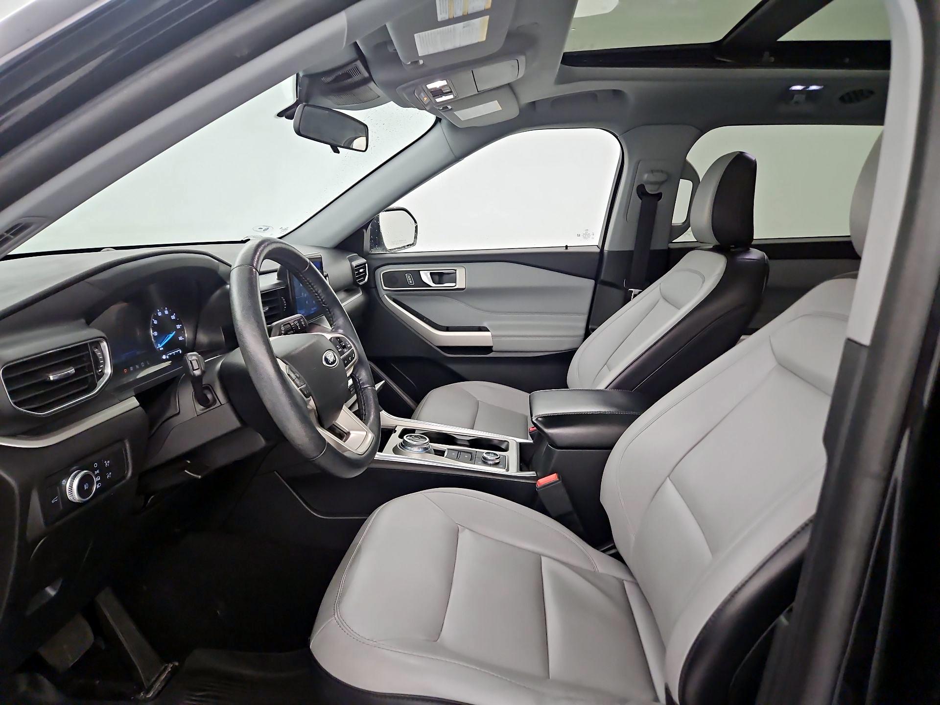 Thumbnail: 2021 Ford Explorer - 9