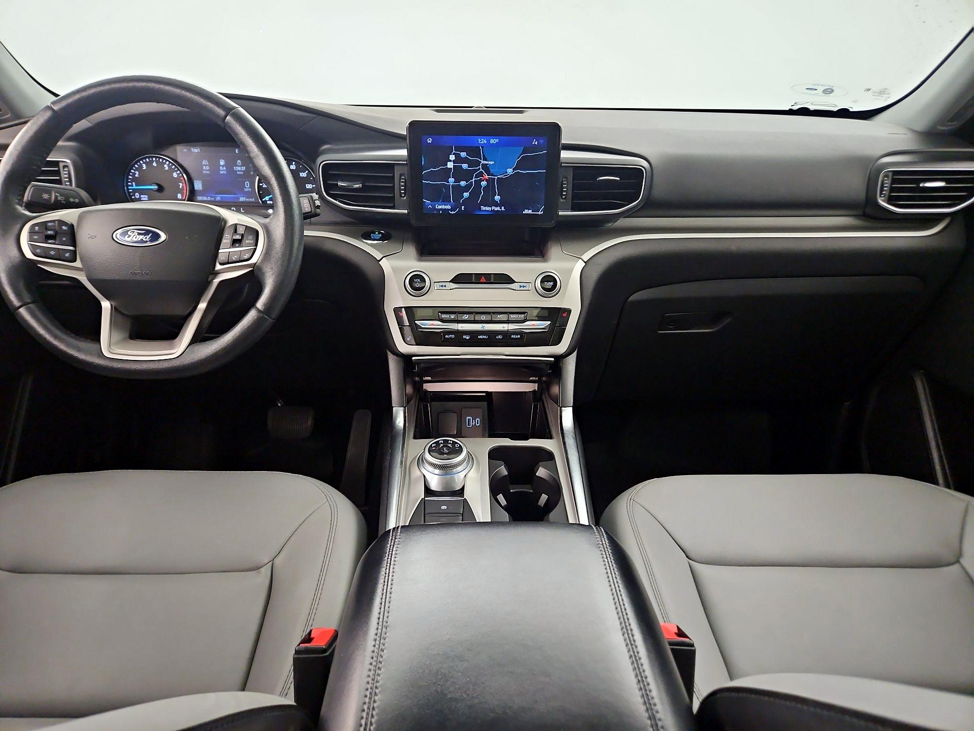 Thumbnail: 2021 Ford Explorer - 8