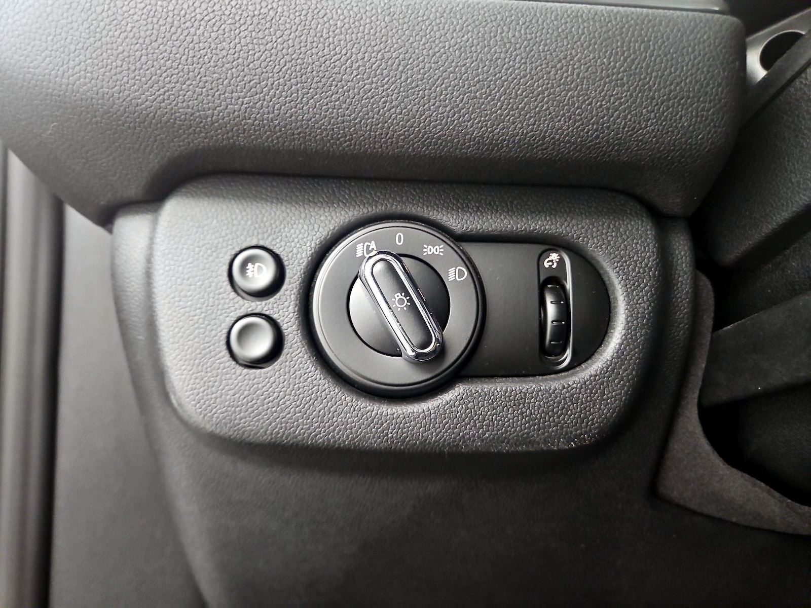 2016 MINI Clubman Base - Photo 12