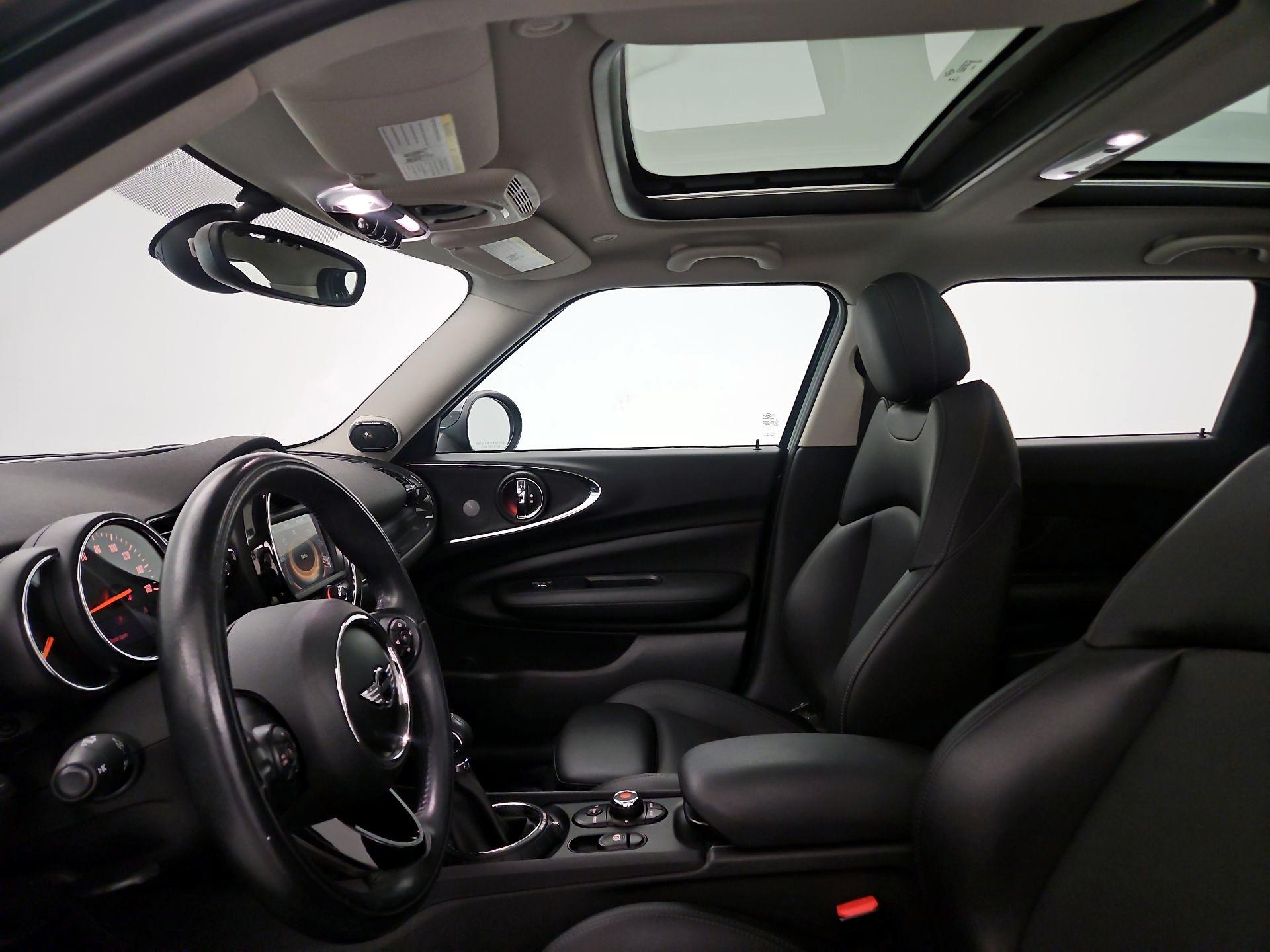 Thumbnail: 2016 MINI Cooper Clubman - 16