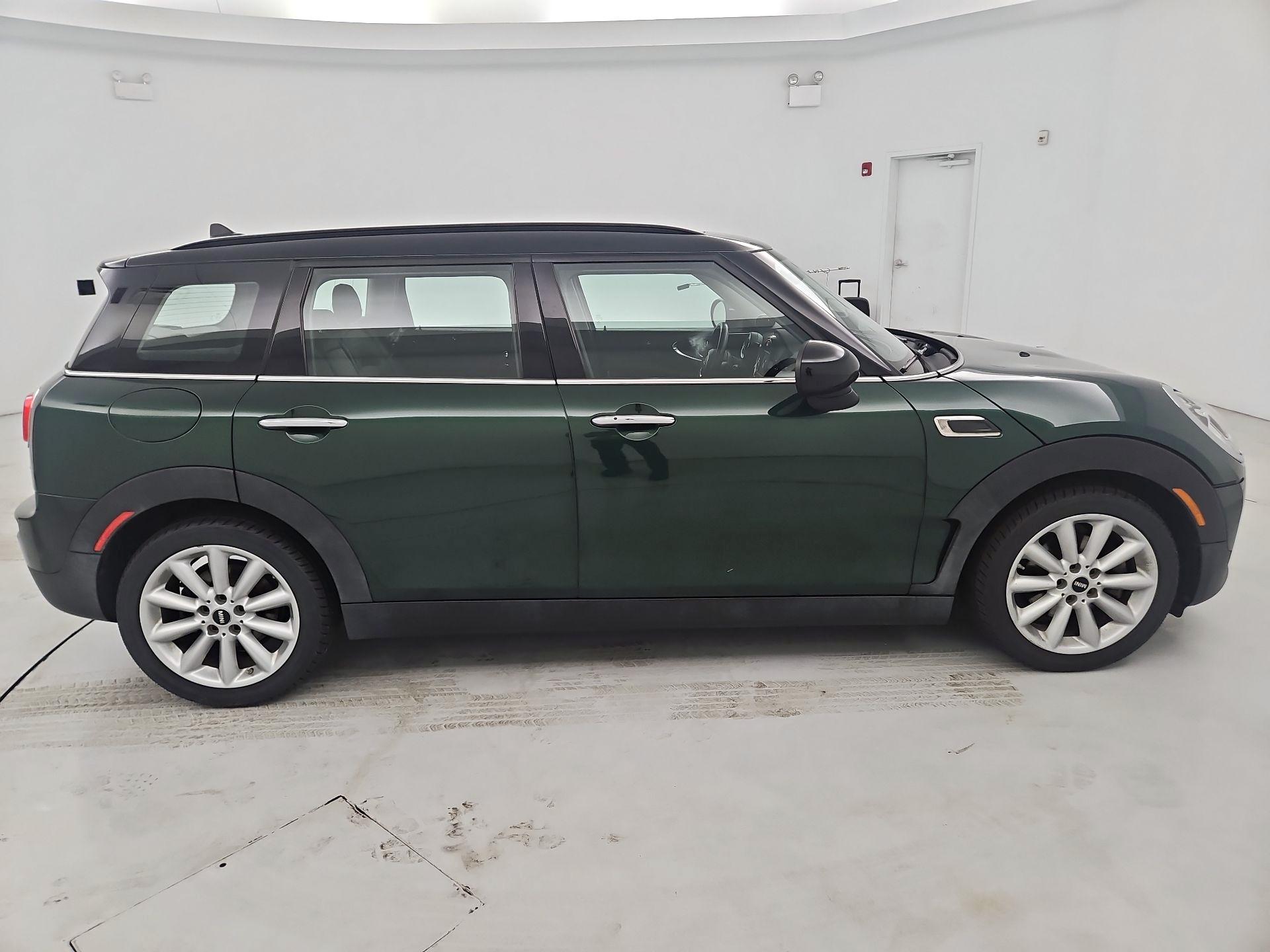 Thumbnail: 2016 MINI Cooper Clubman - 4