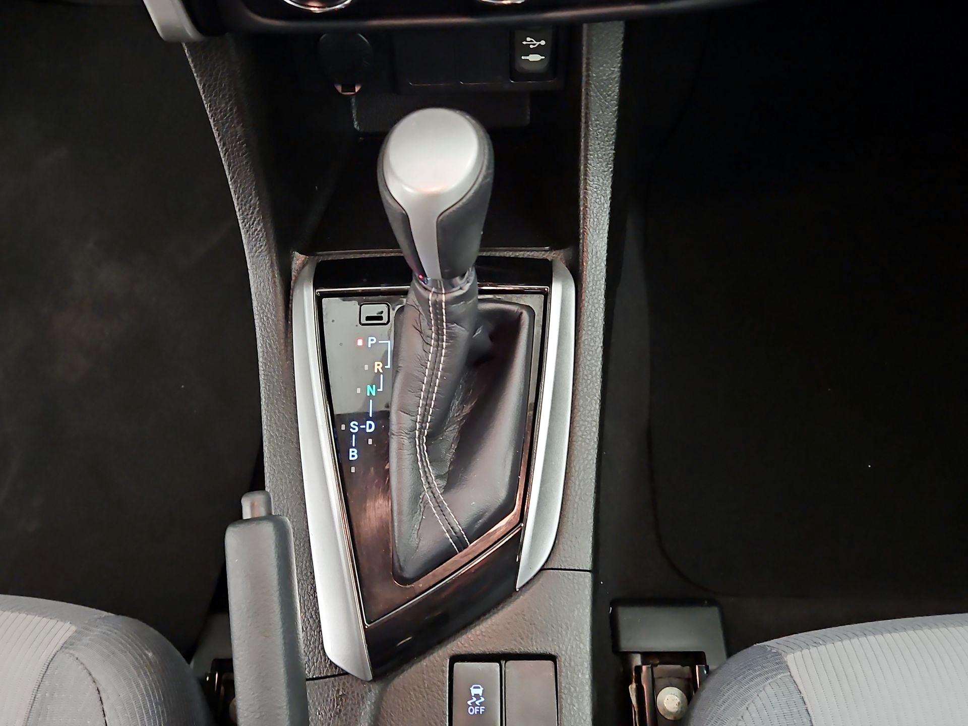 Thumbnail: 2017 Toyota Corolla - 15