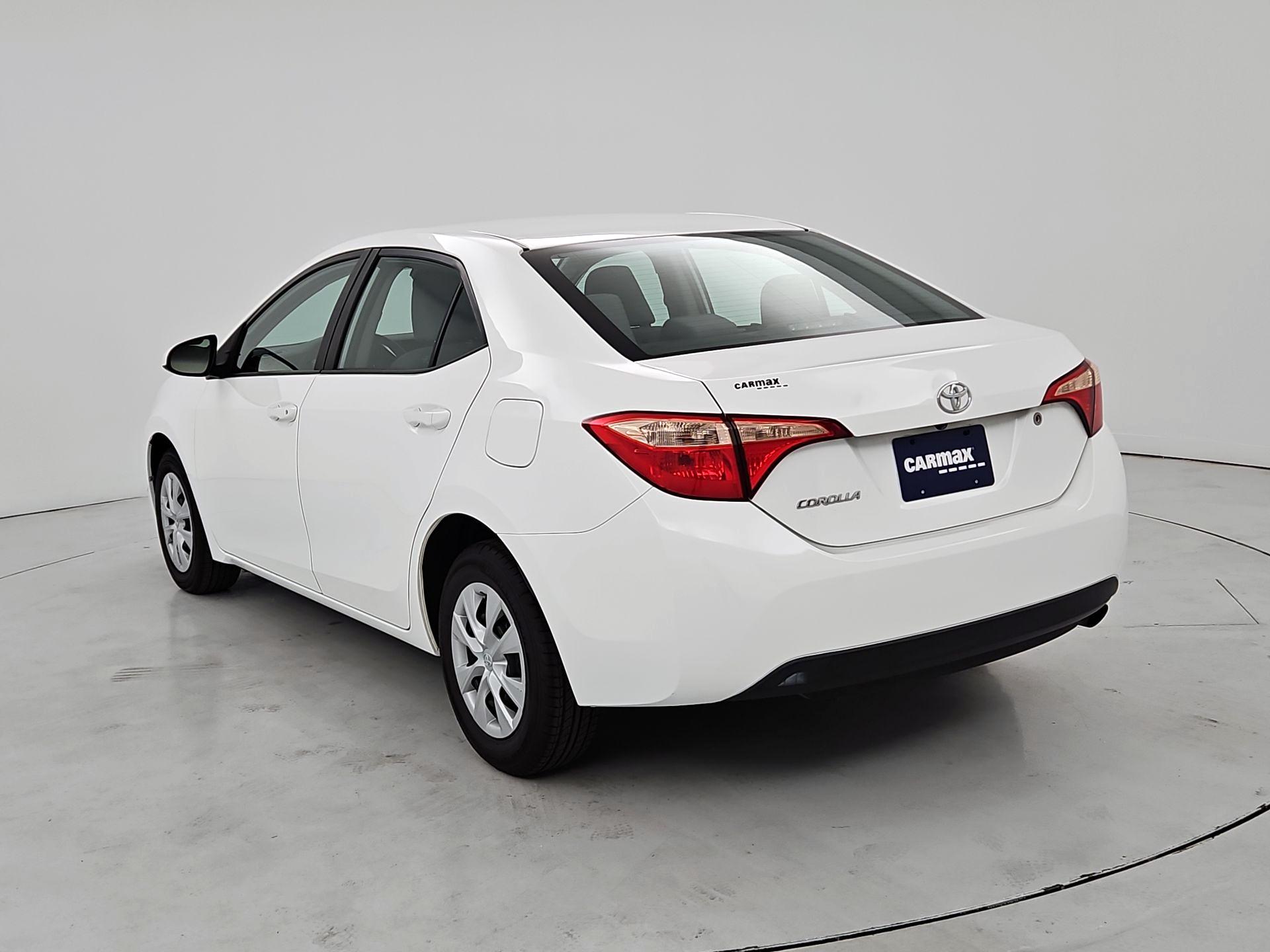 Thumbnail: 2017 Toyota Corolla - 7