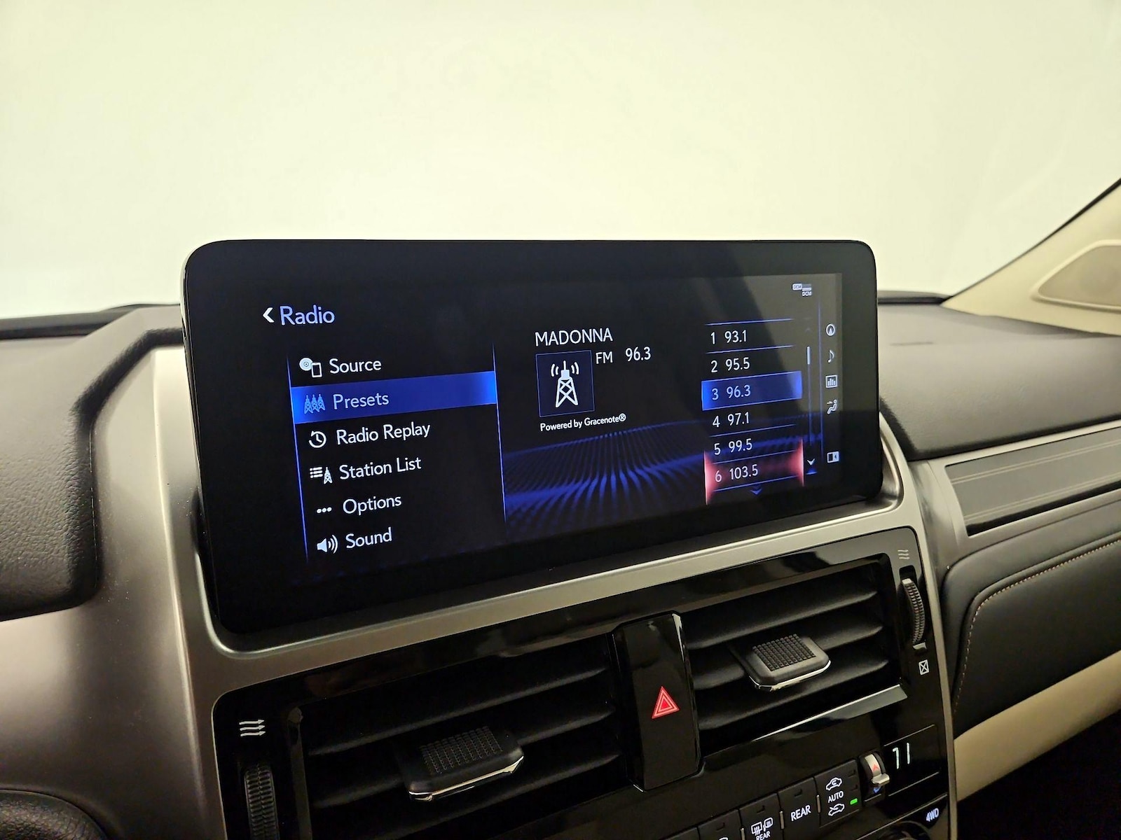 2023 Lexus GX PREMIUM - Photo 17