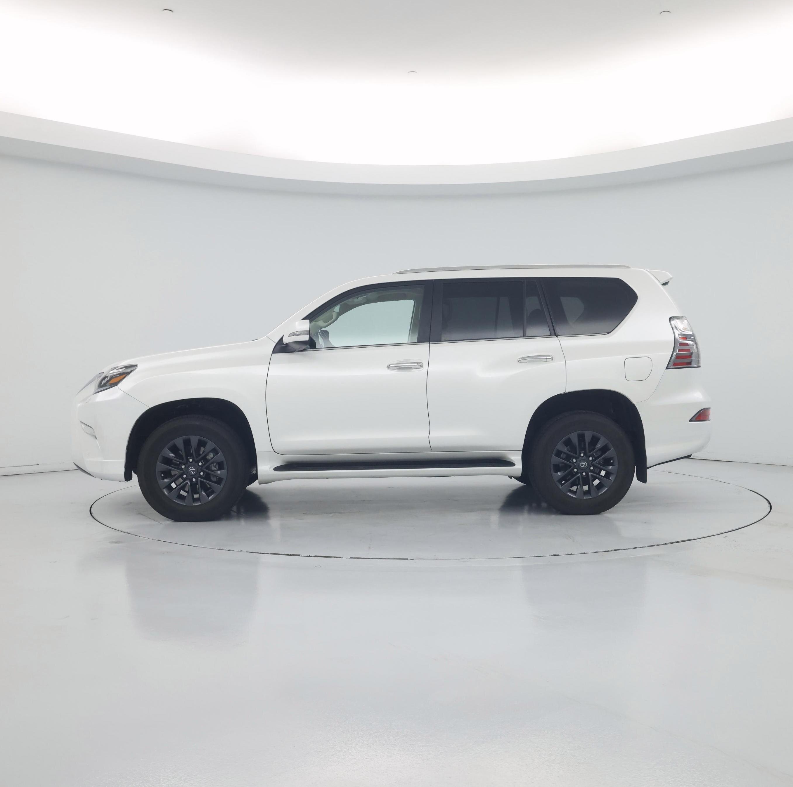 Thumbnail: 2023 Lexus GX - 3