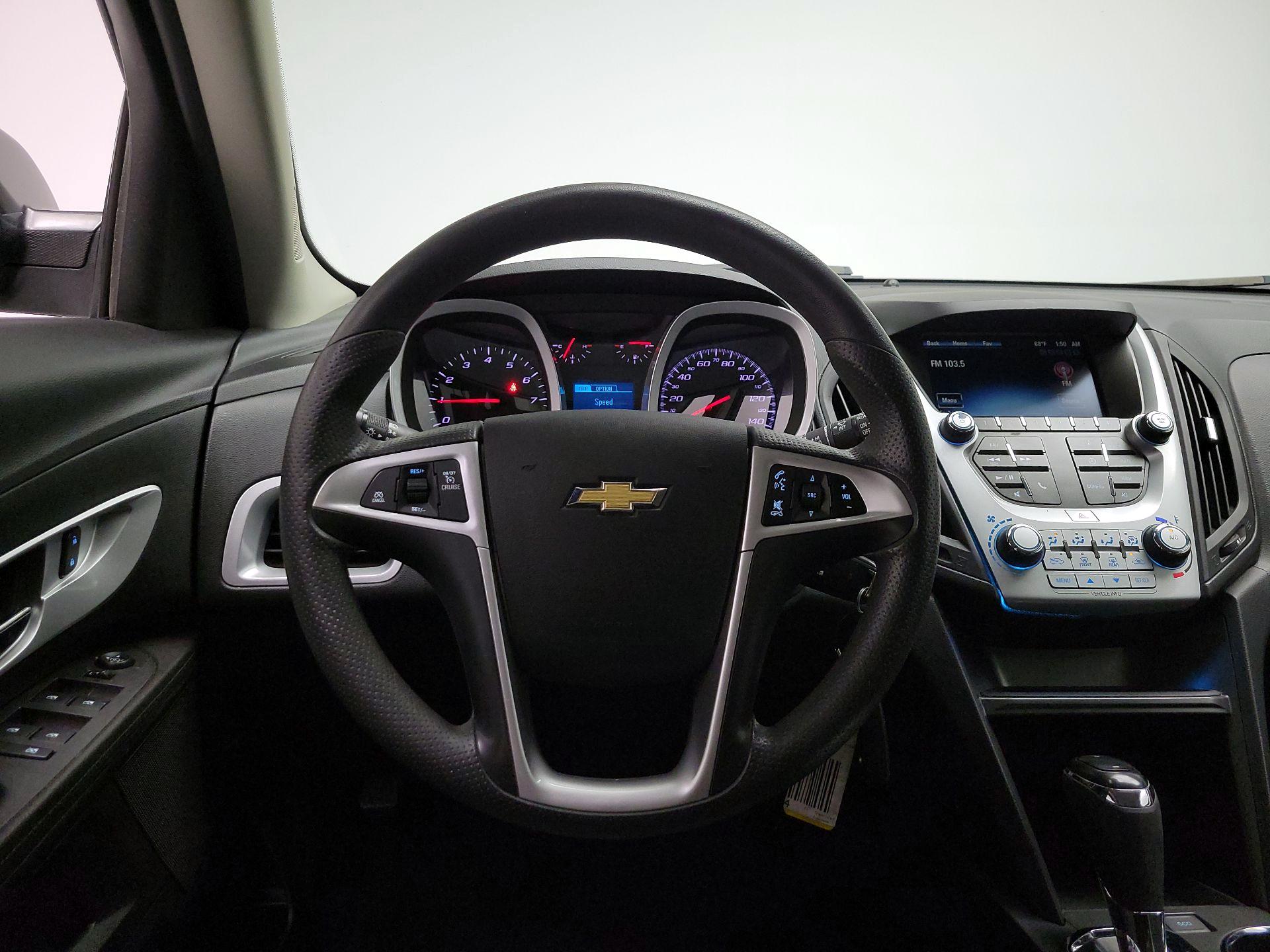 Thumbnail: 2017 Chevrolet Equinox - 10