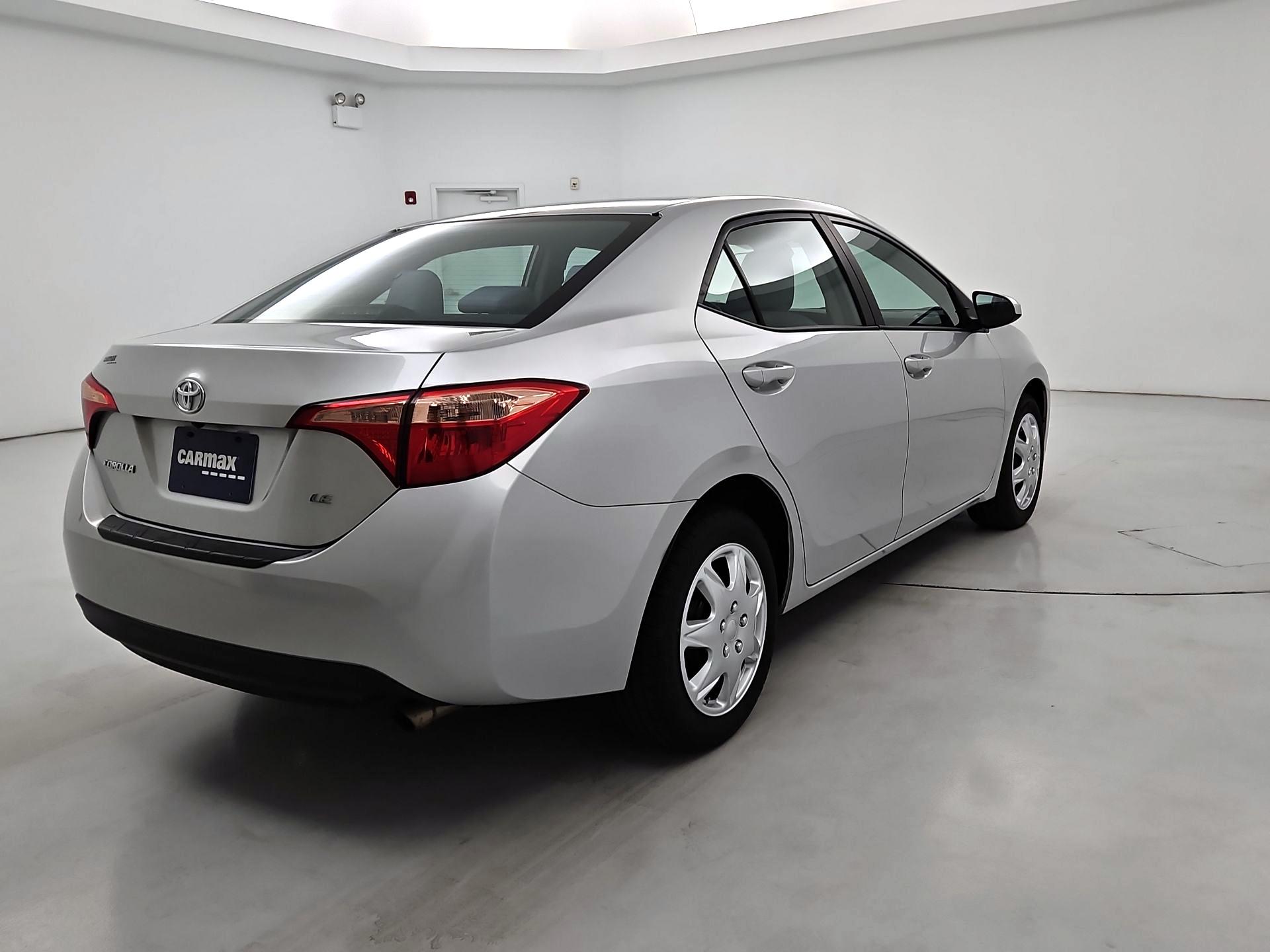 Thumbnail: 2018 Toyota Corolla - 5