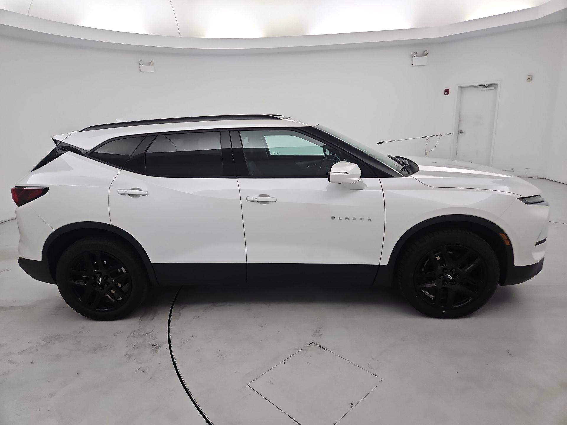 Thumbnail: 2024 Chevrolet Blazer - 4