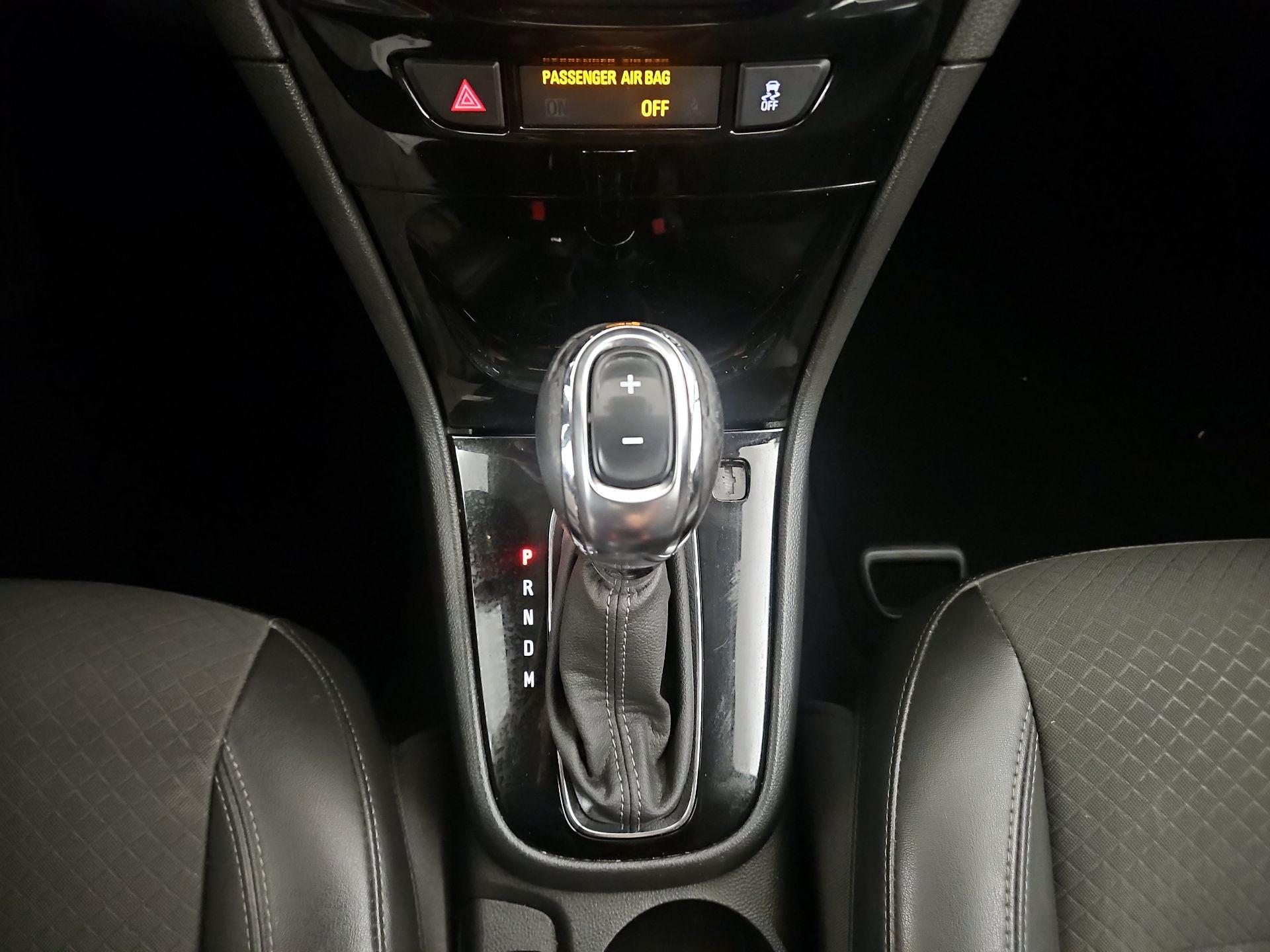 Thumbnail: 2018 Buick Encore - 15