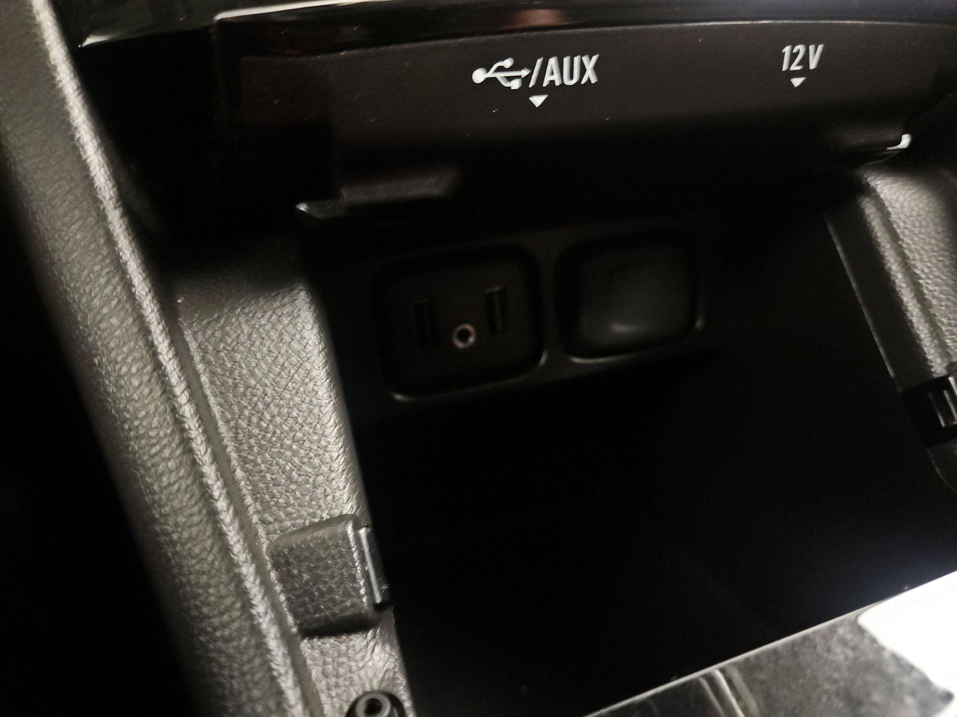 Thumbnail: 2018 Buick Encore - 16