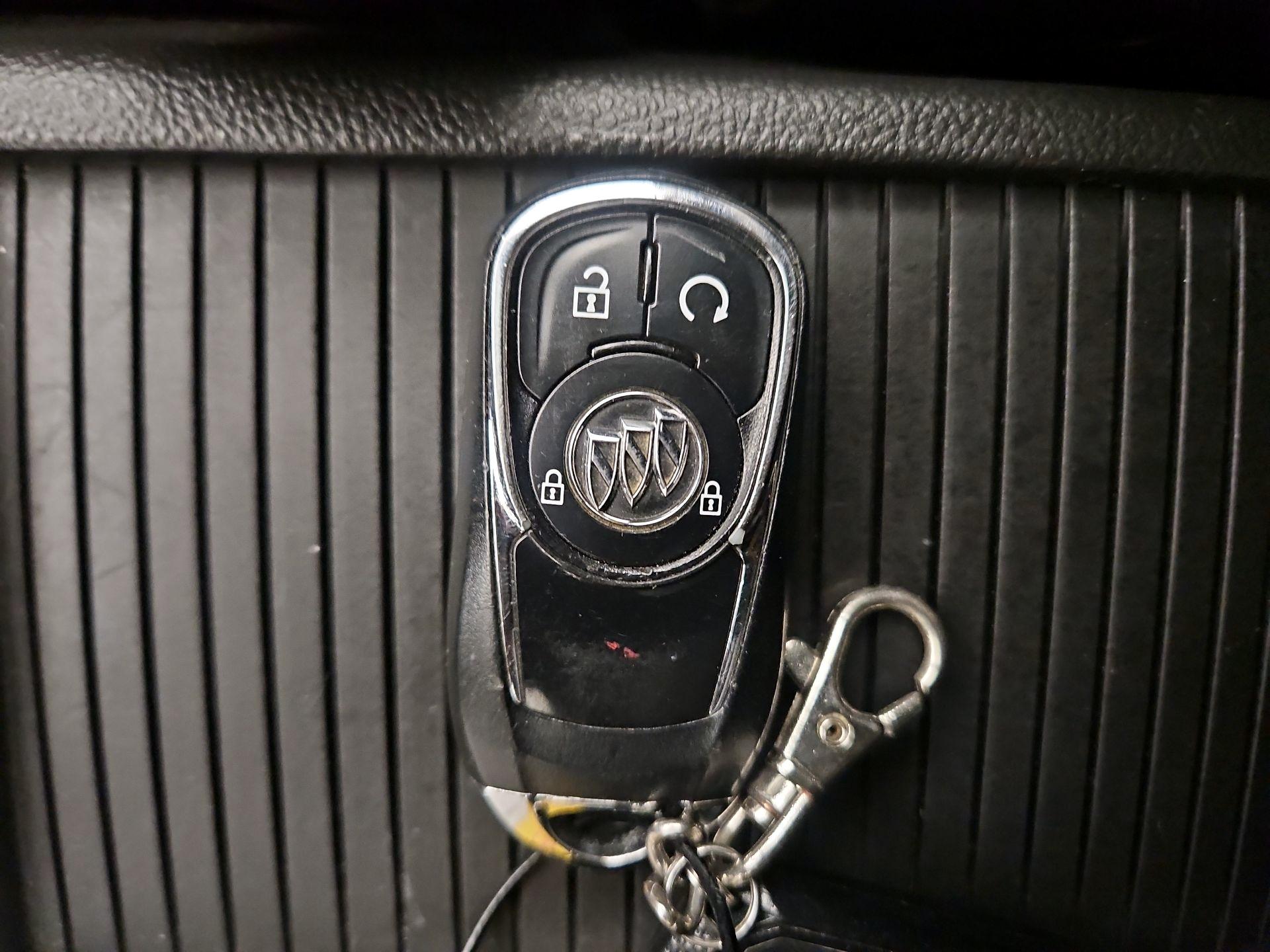 Thumbnail: 2018 Buick Encore - 20