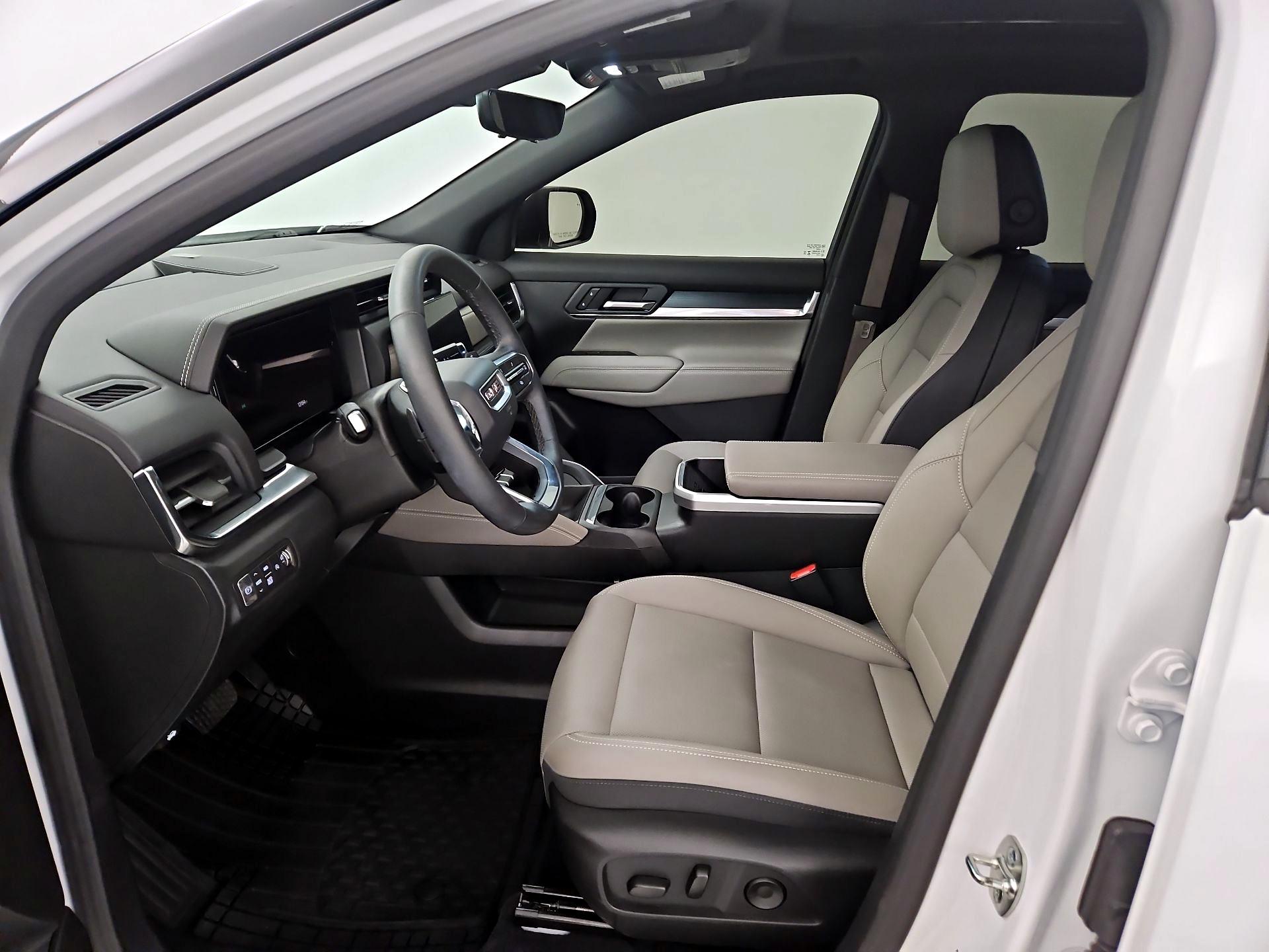 Thumbnail: 2025 GMC Terrain - 9