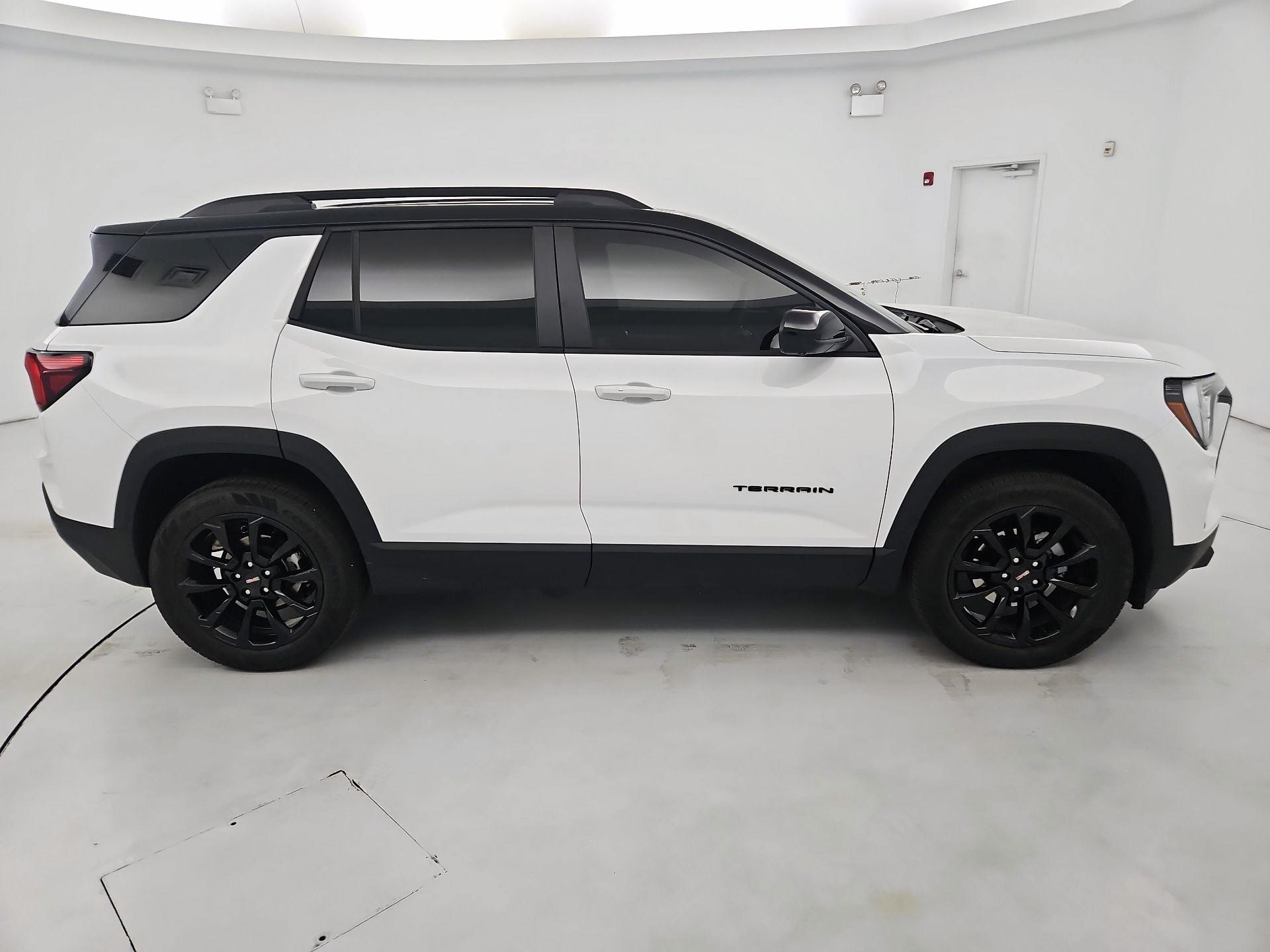 Thumbnail: 2025 GMC Terrain - 4