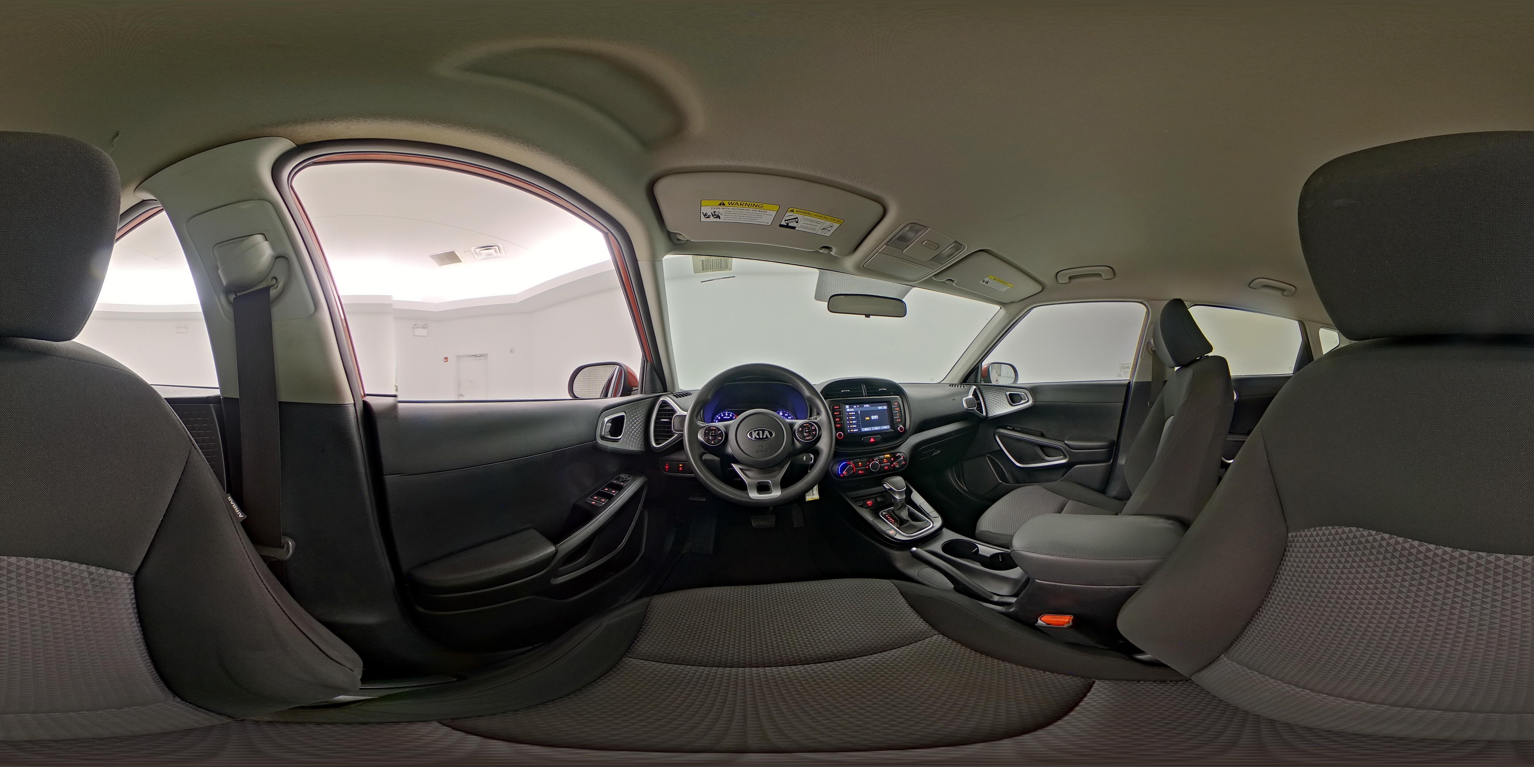 2021 Kia Soul LX - Photo 24