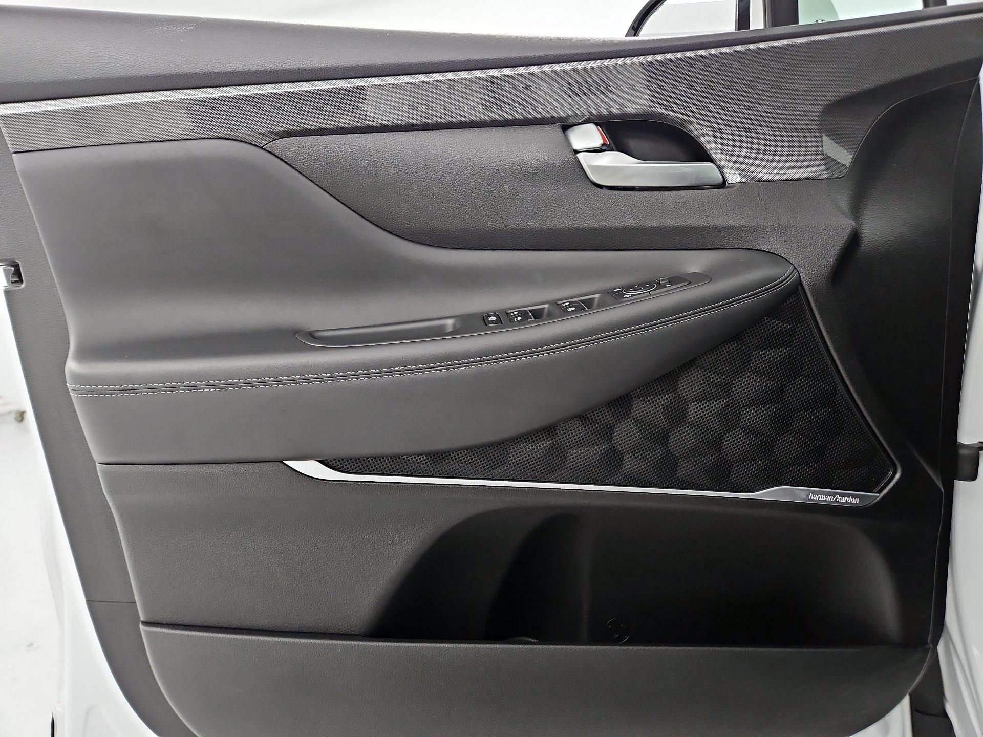 Thumbnail: 2022 Hyundai Santa Fe - 10
