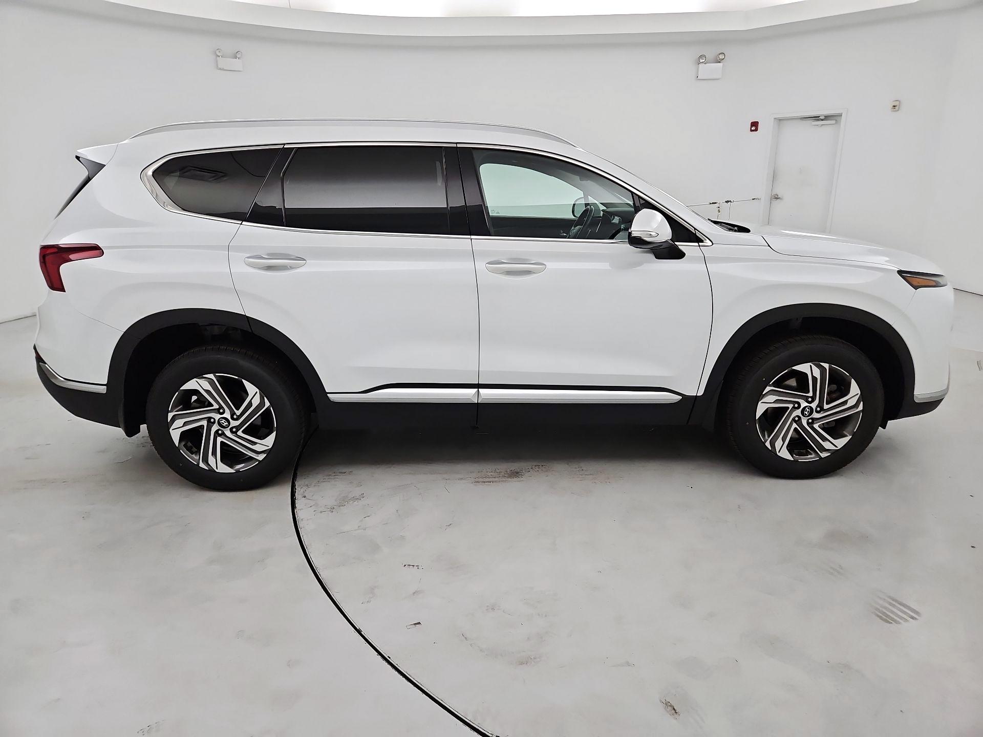 Thumbnail: 2022 Hyundai Santa Fe - 4