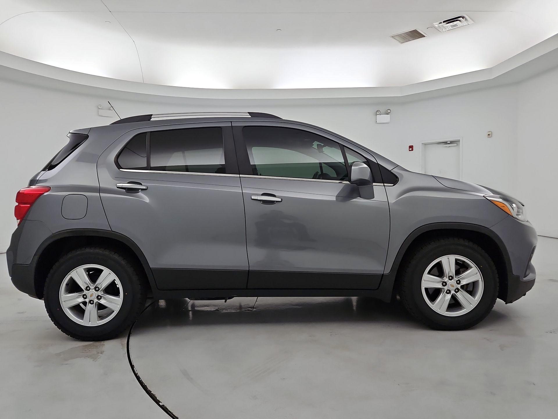 Thumbnail: 2019 Chevrolet Trax - 4