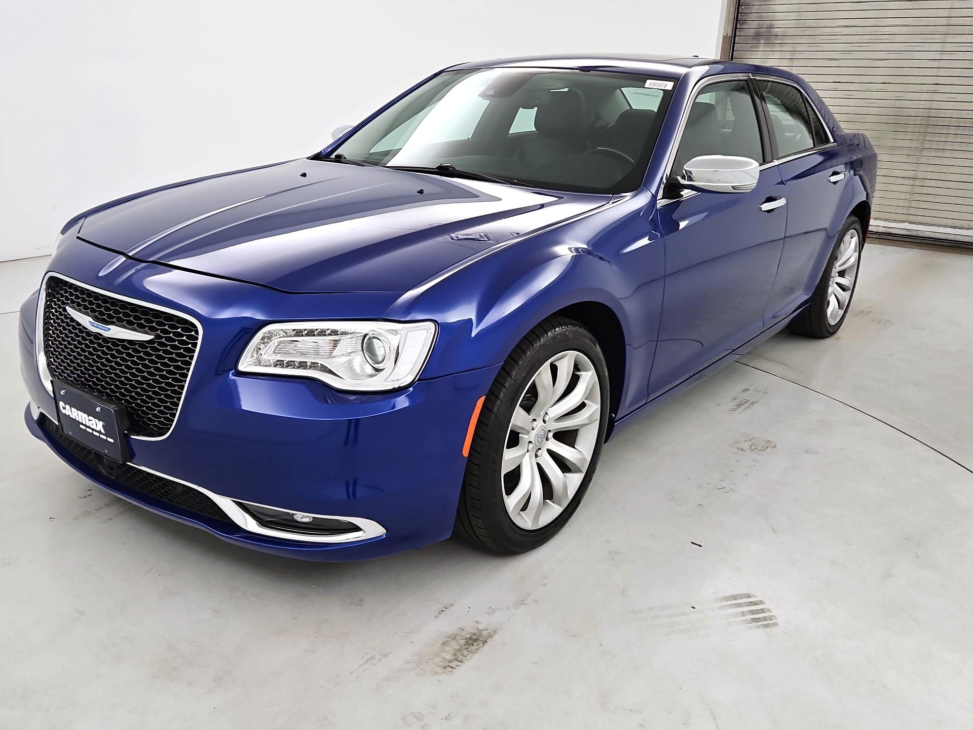 Thumbnail: 2018 Chrysler 300 - 3