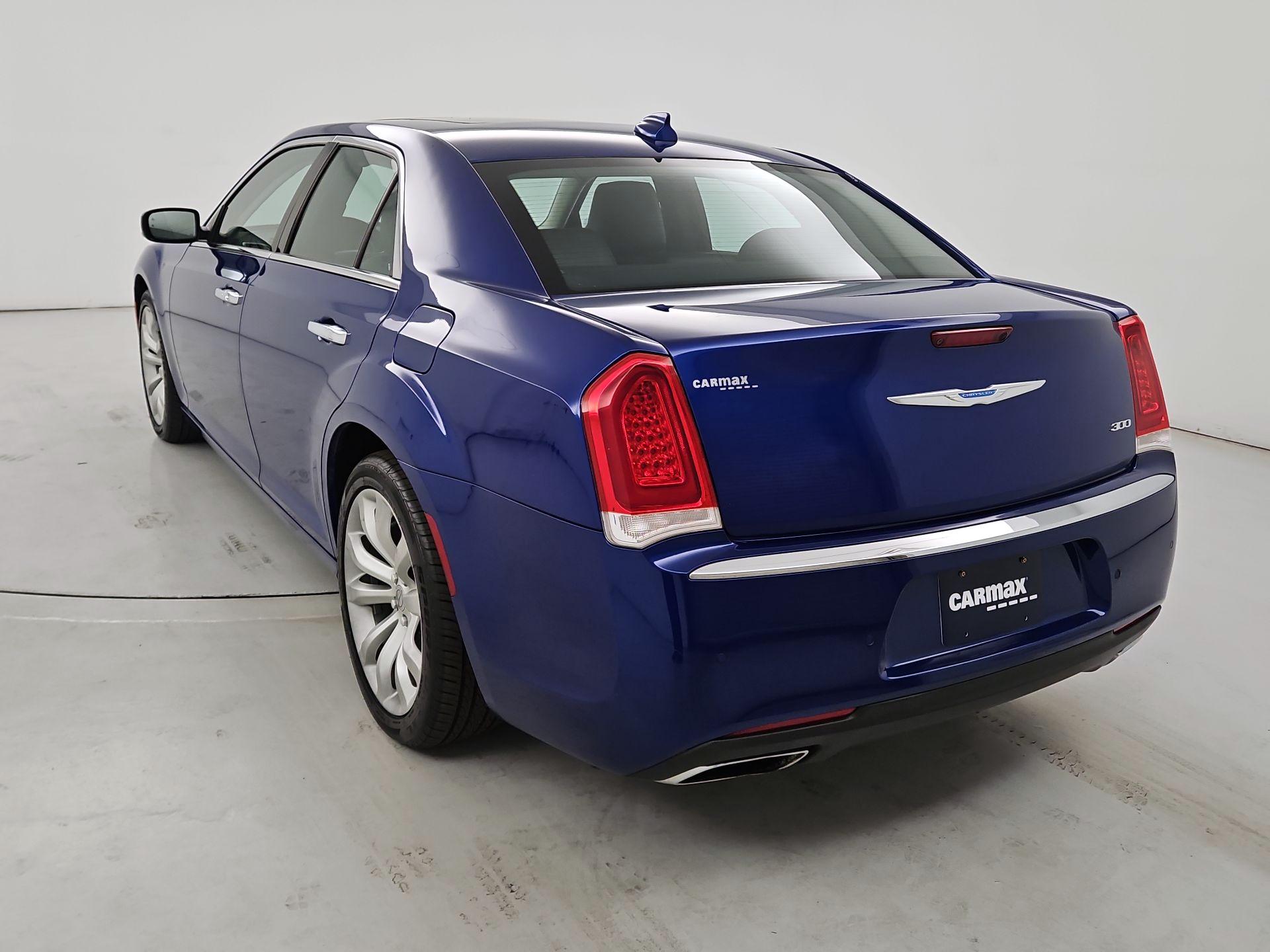 Thumbnail: 2018 Chrysler 300 - 7