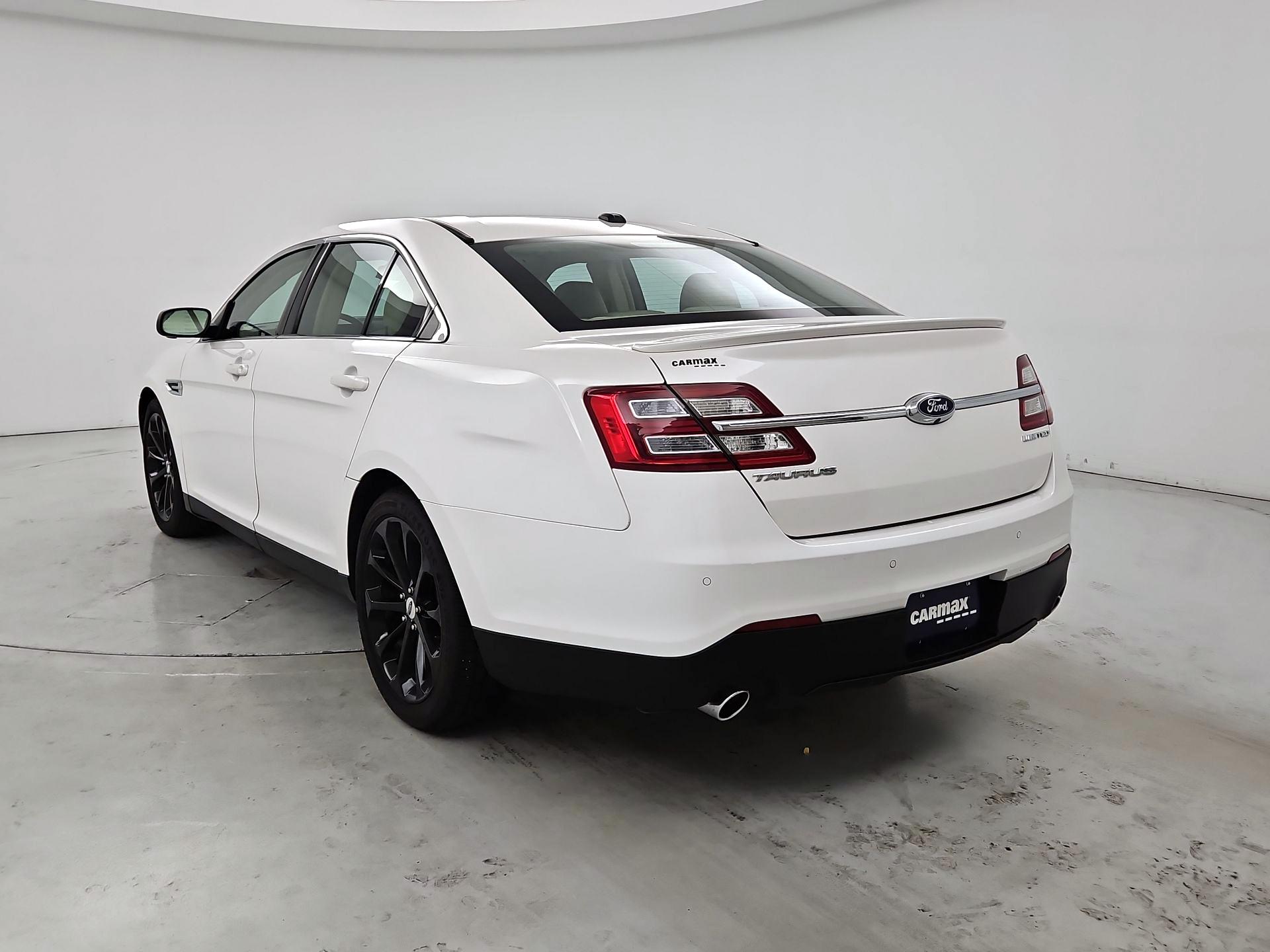 Thumbnail: 2017 Ford Taurus - 7