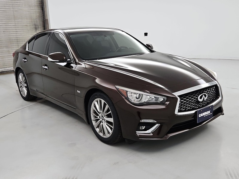 2018 Infiniti Q50 Luxe