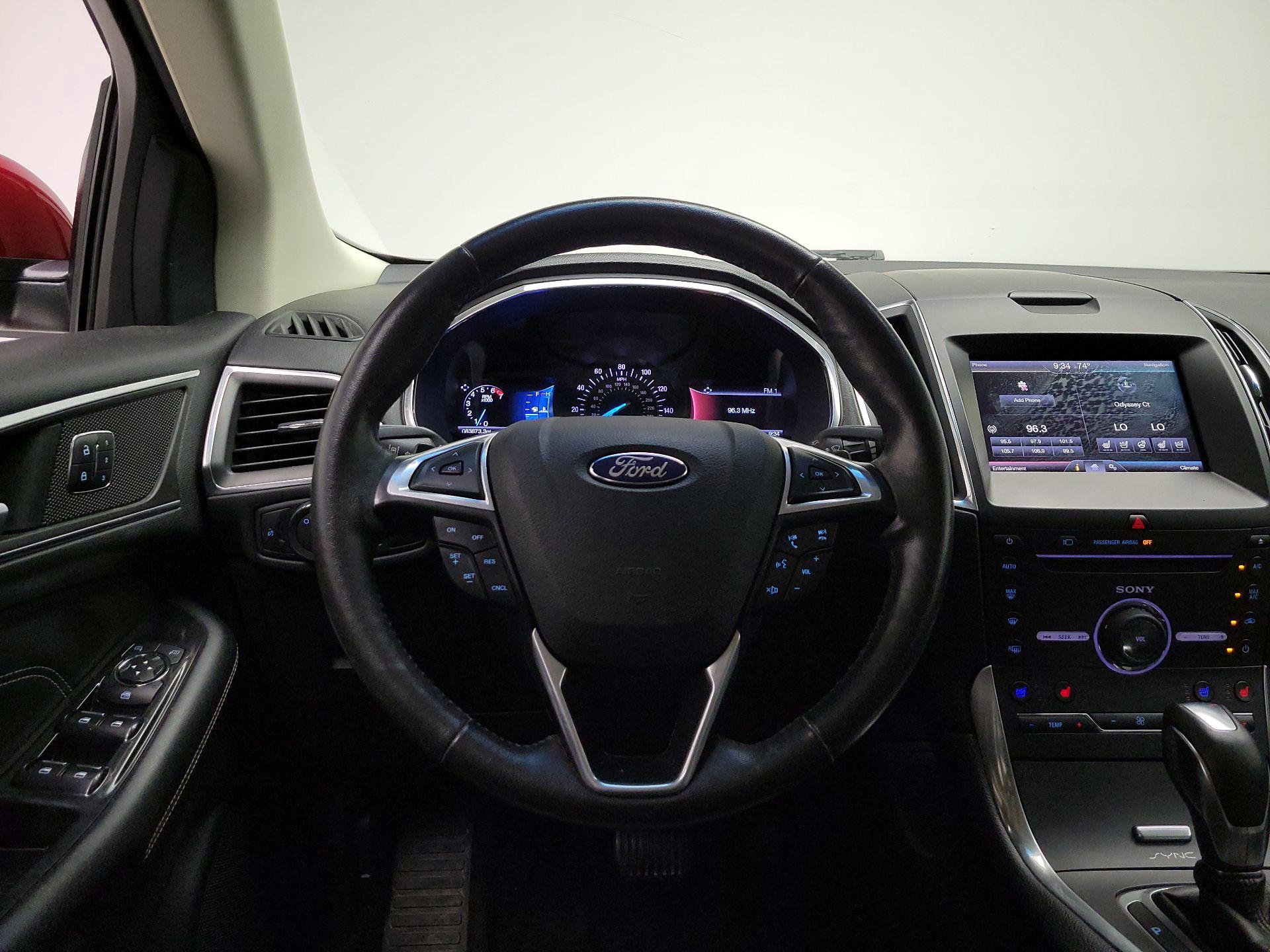 Thumbnail: 2015 Ford Edge - 10