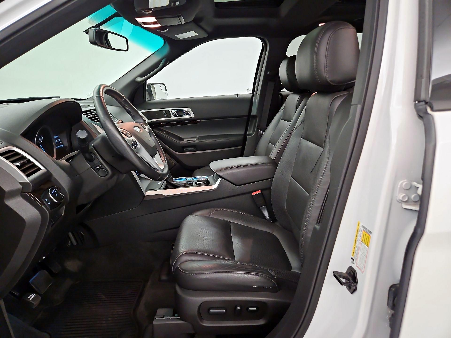 Thumbnail: 2014 Ford Explorer - 9