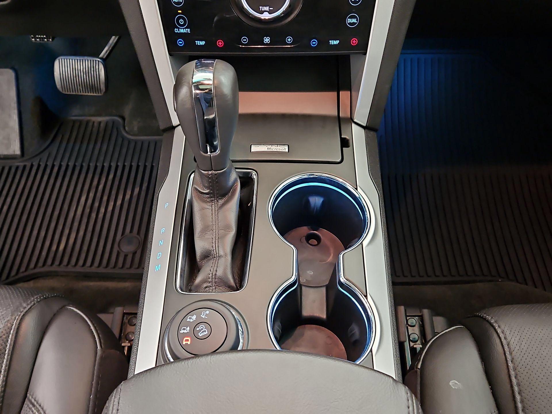 Thumbnail: 2014 Ford Explorer - 16