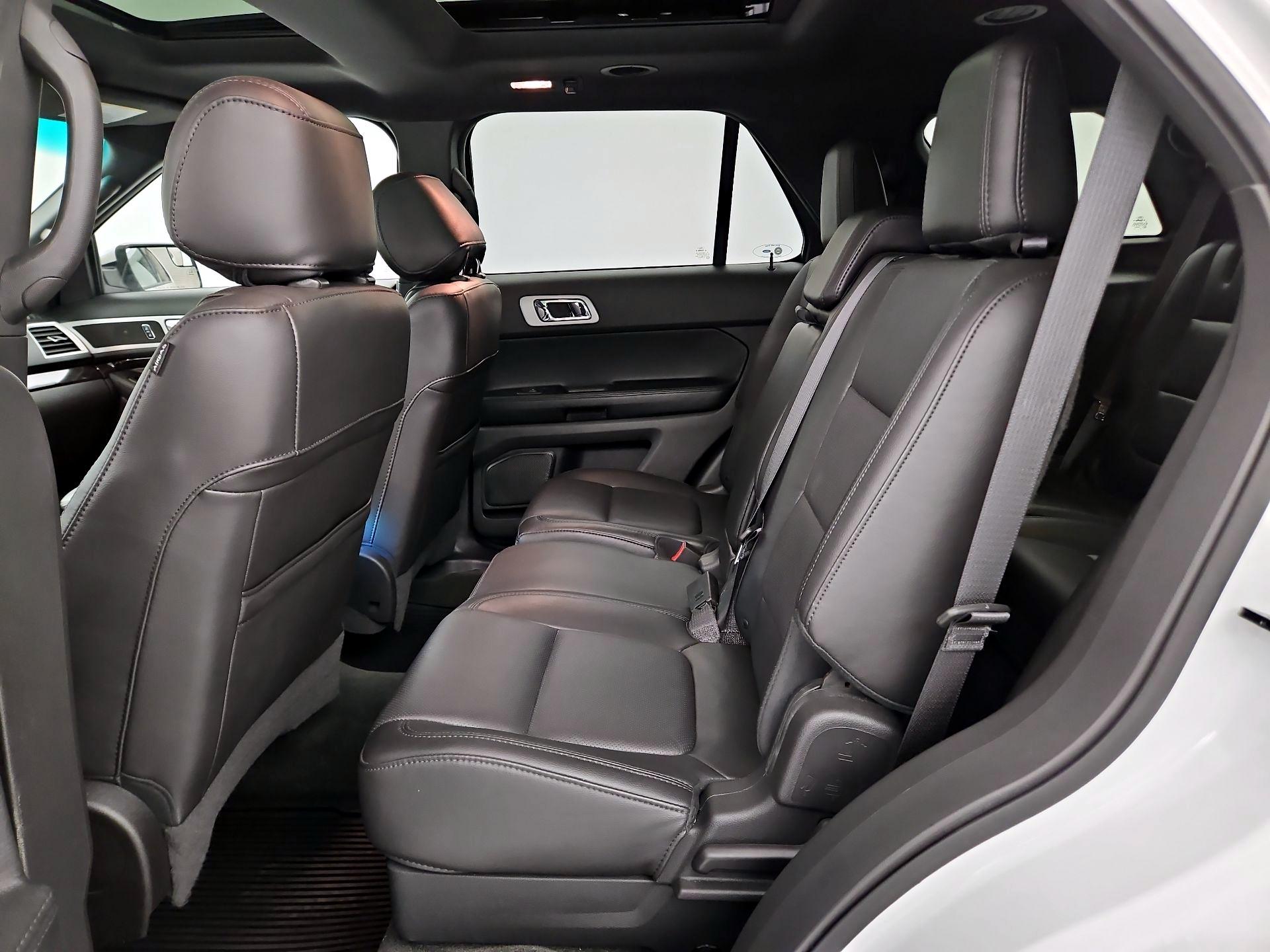 Thumbnail: 2014 Ford Explorer - 19