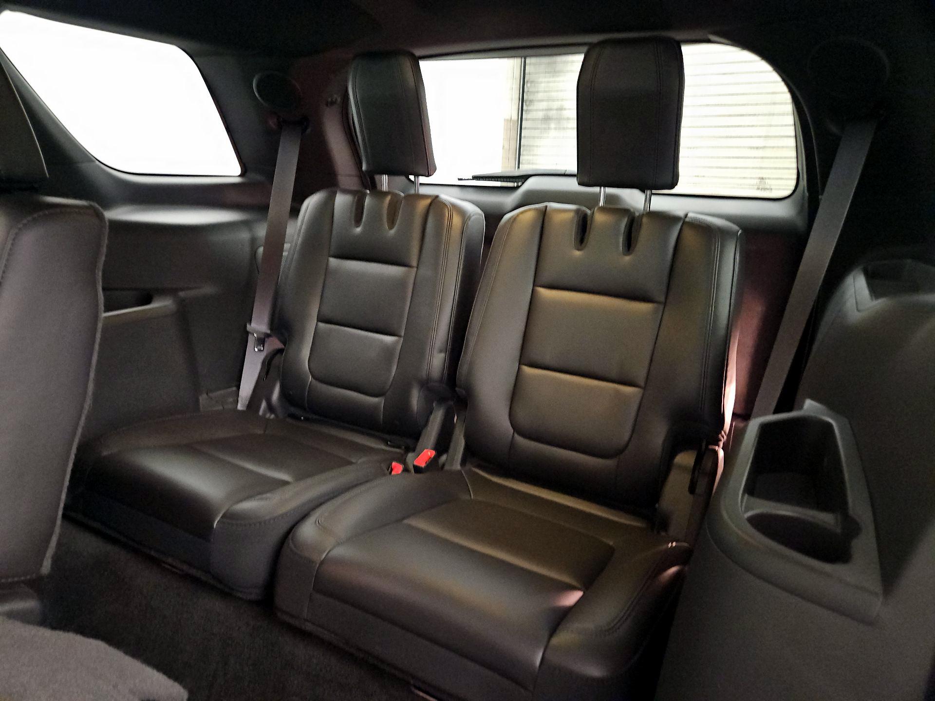 Thumbnail: 2014 Ford Explorer - 20