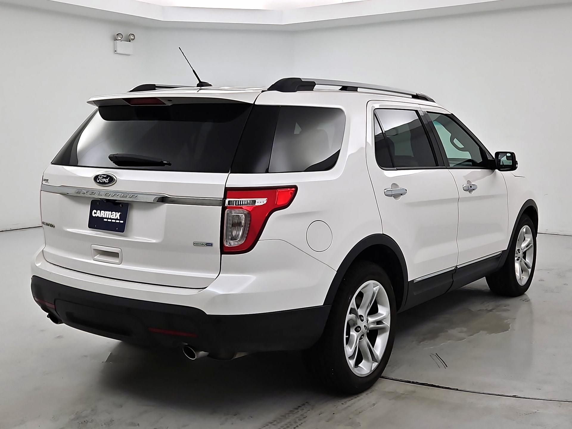 Thumbnail: 2014 Ford Explorer - 5