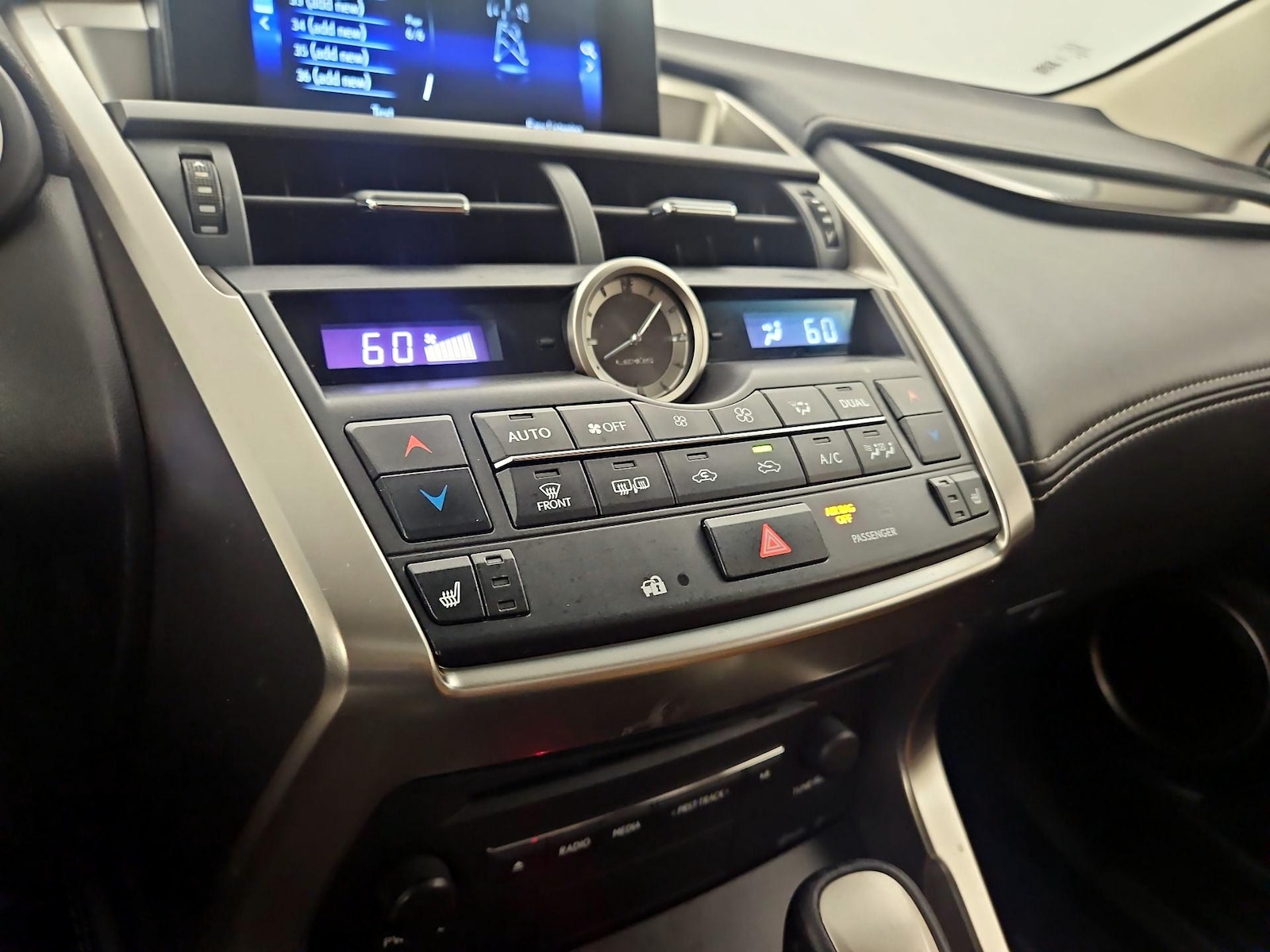 2017 Lexus NX 200t - Photo 15