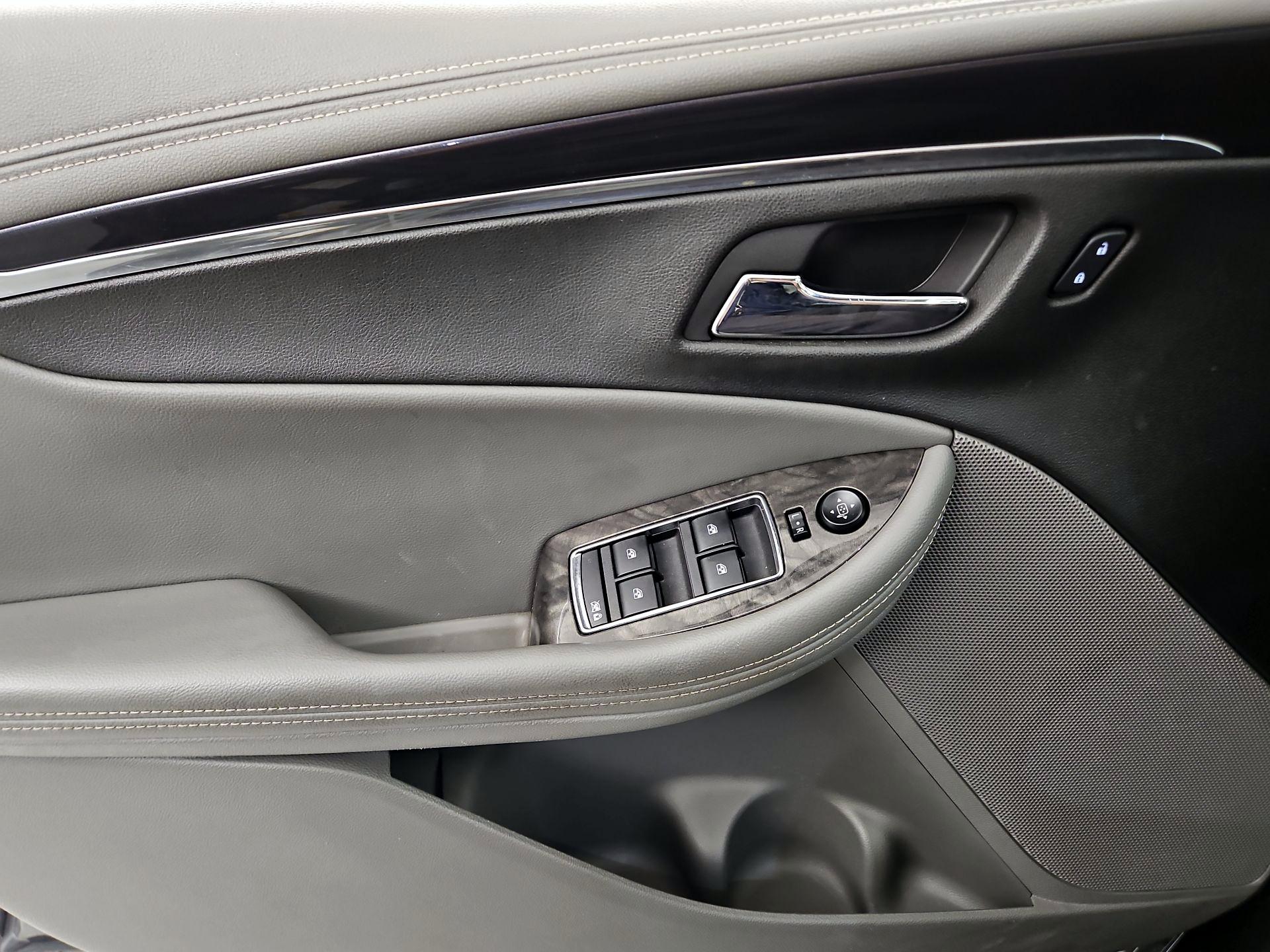 Thumbnail: 2015 Chevrolet Impala - 10