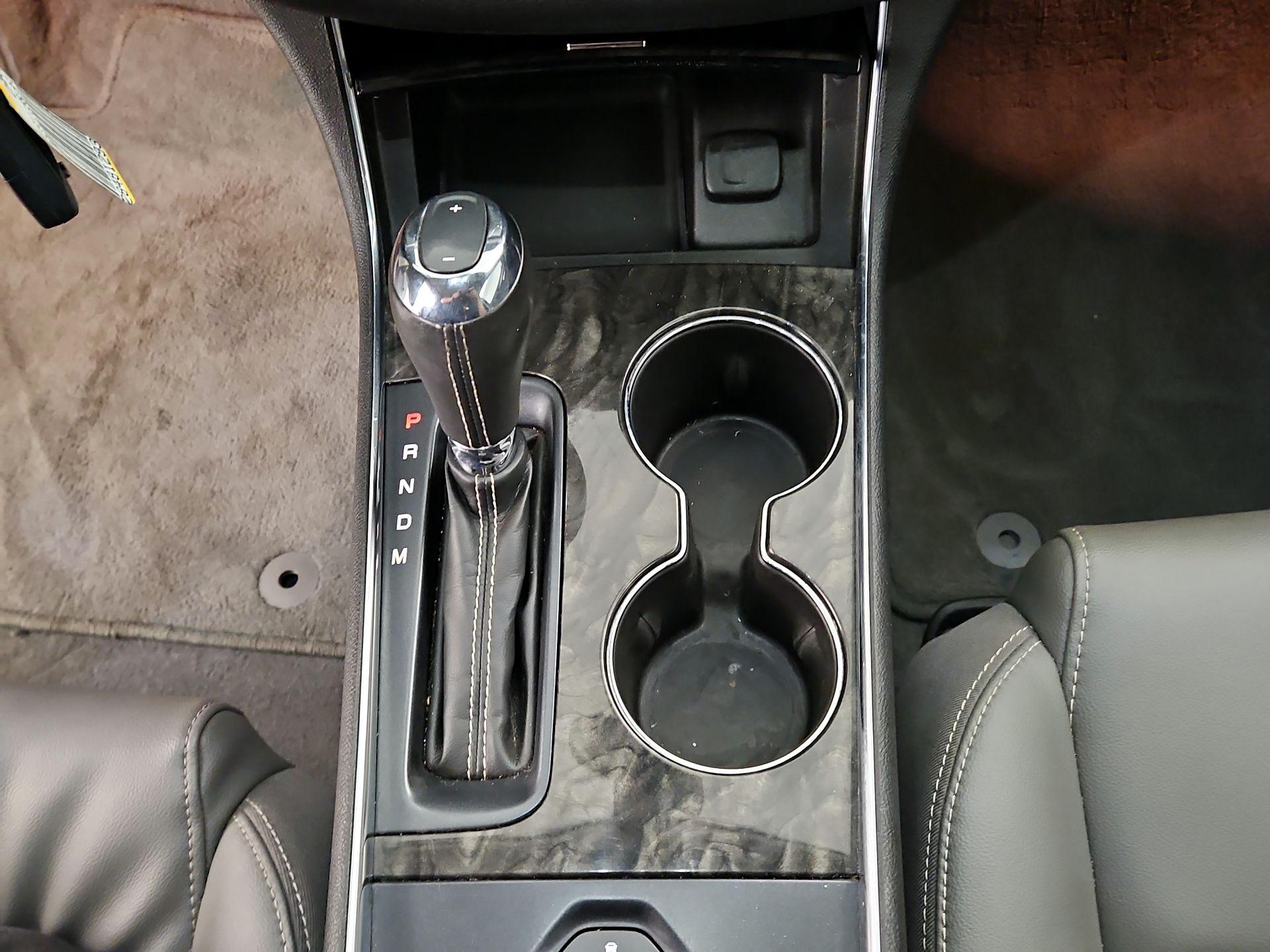 Thumbnail: 2015 Chevrolet Impala - 15