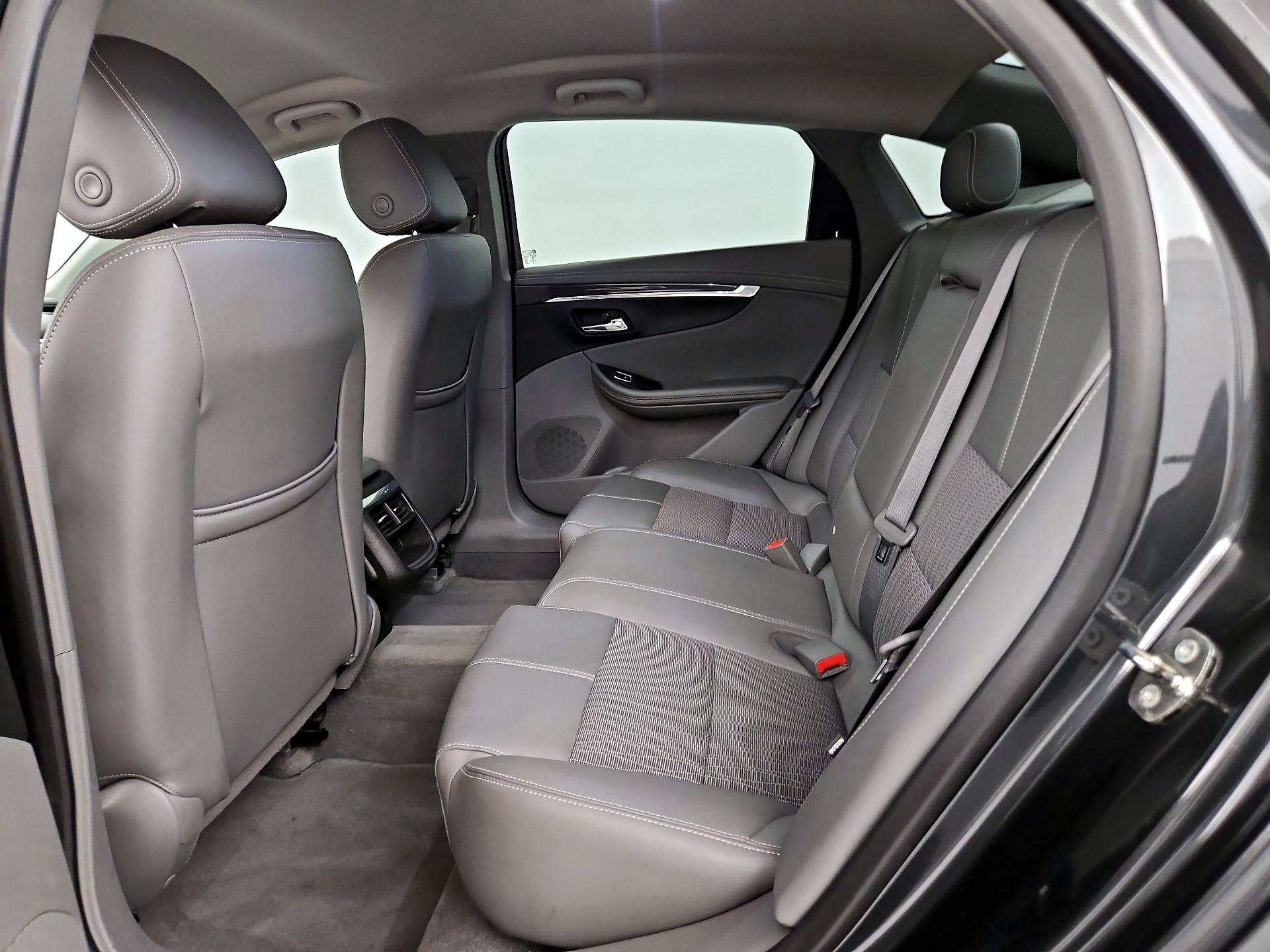 Thumbnail: 2015 Chevrolet Impala - 17